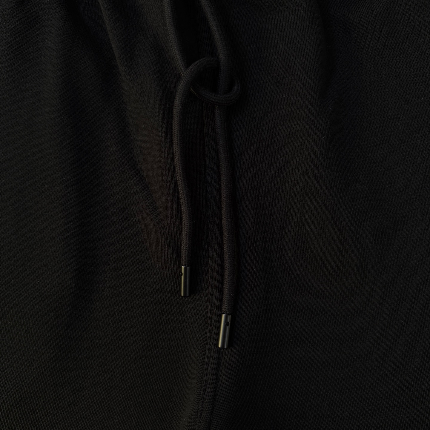Burberry BURBERRY/巴宝莉 2026cc 轻奢主义 简约款 贴布战马 刺绣logo 男女日常通勤穿搭 休闲短裤