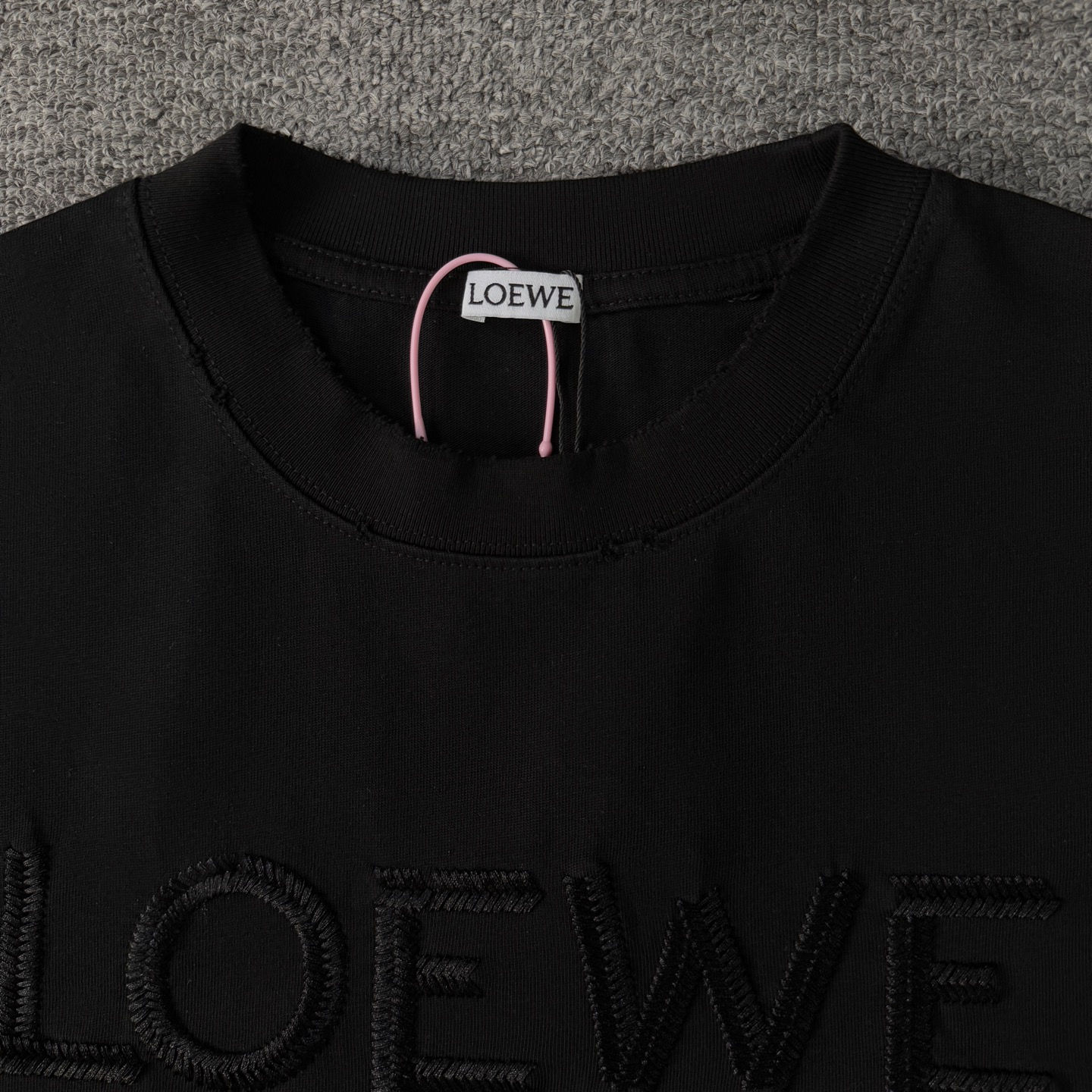 Loewe LOEWE罗意威26ss夏季新款高品质重工做旧刺绣T恤 圆领短袖