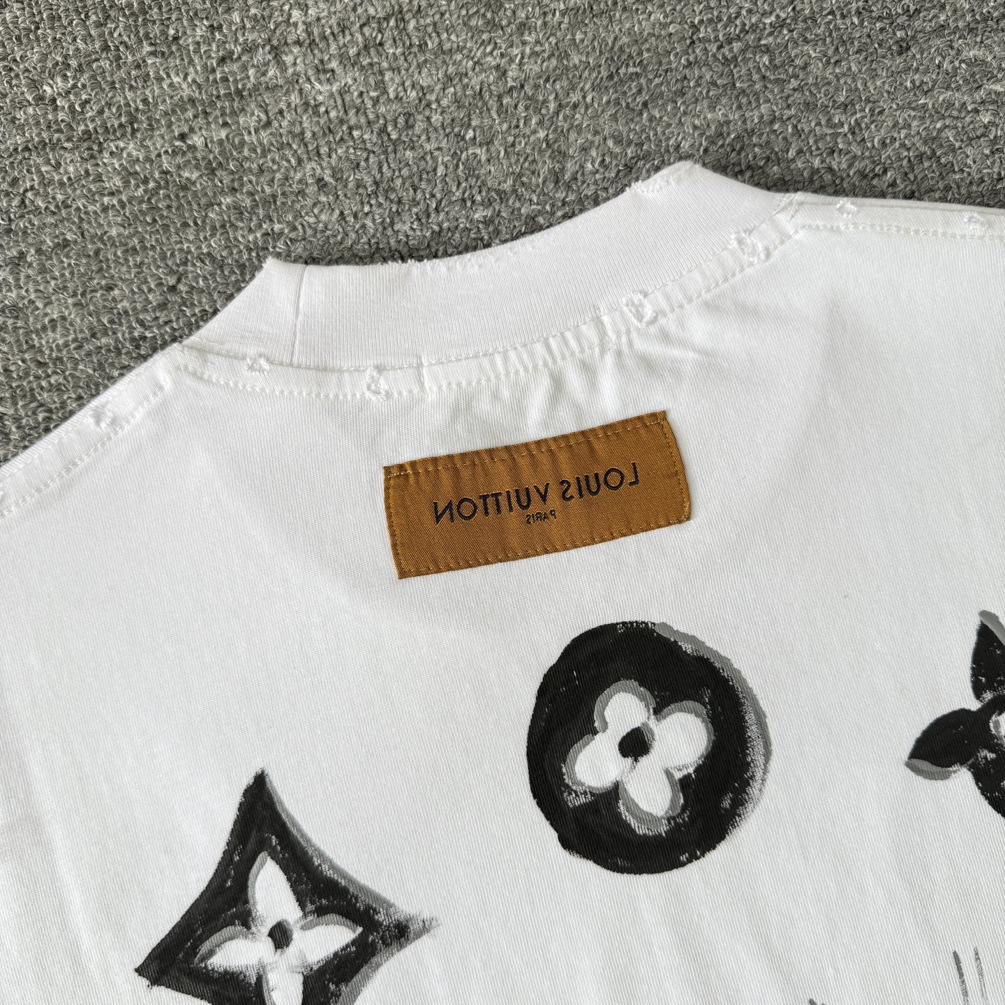 Louis Vuitton Louis vuitton路易威登LV26ss手绘涂鸦风短袖磨破圆领T恤