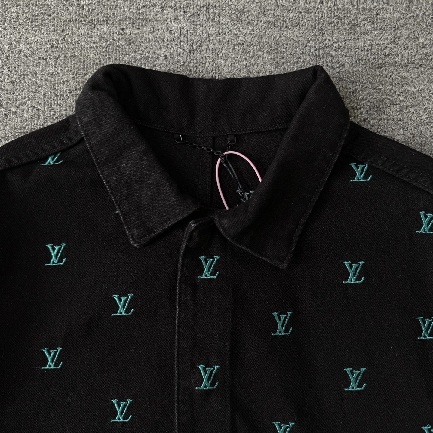 Louis Vuitton Louis Vuitton &