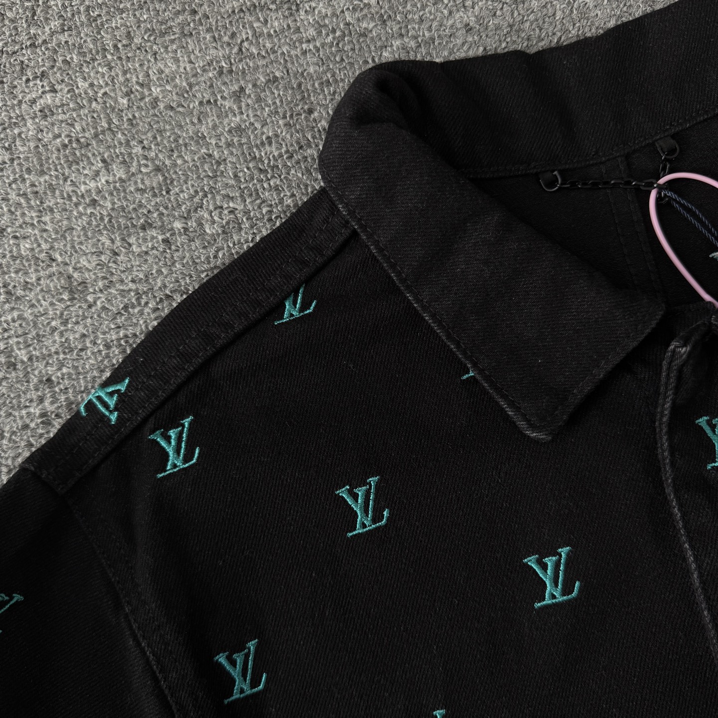 Louis Vuitton Louis Vuitton &