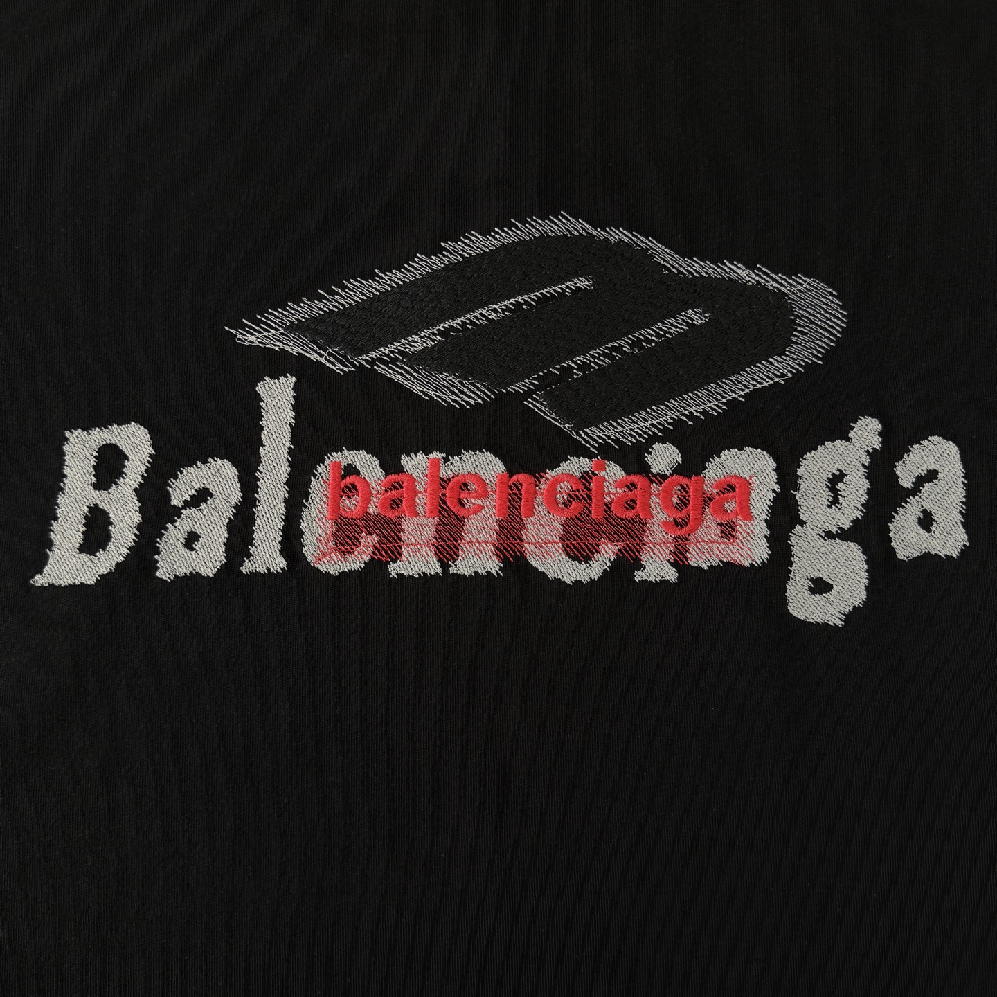Balenciaga 巴黎世家Balenciaga26ss新款重工刺绣字母短袖圆领T恤