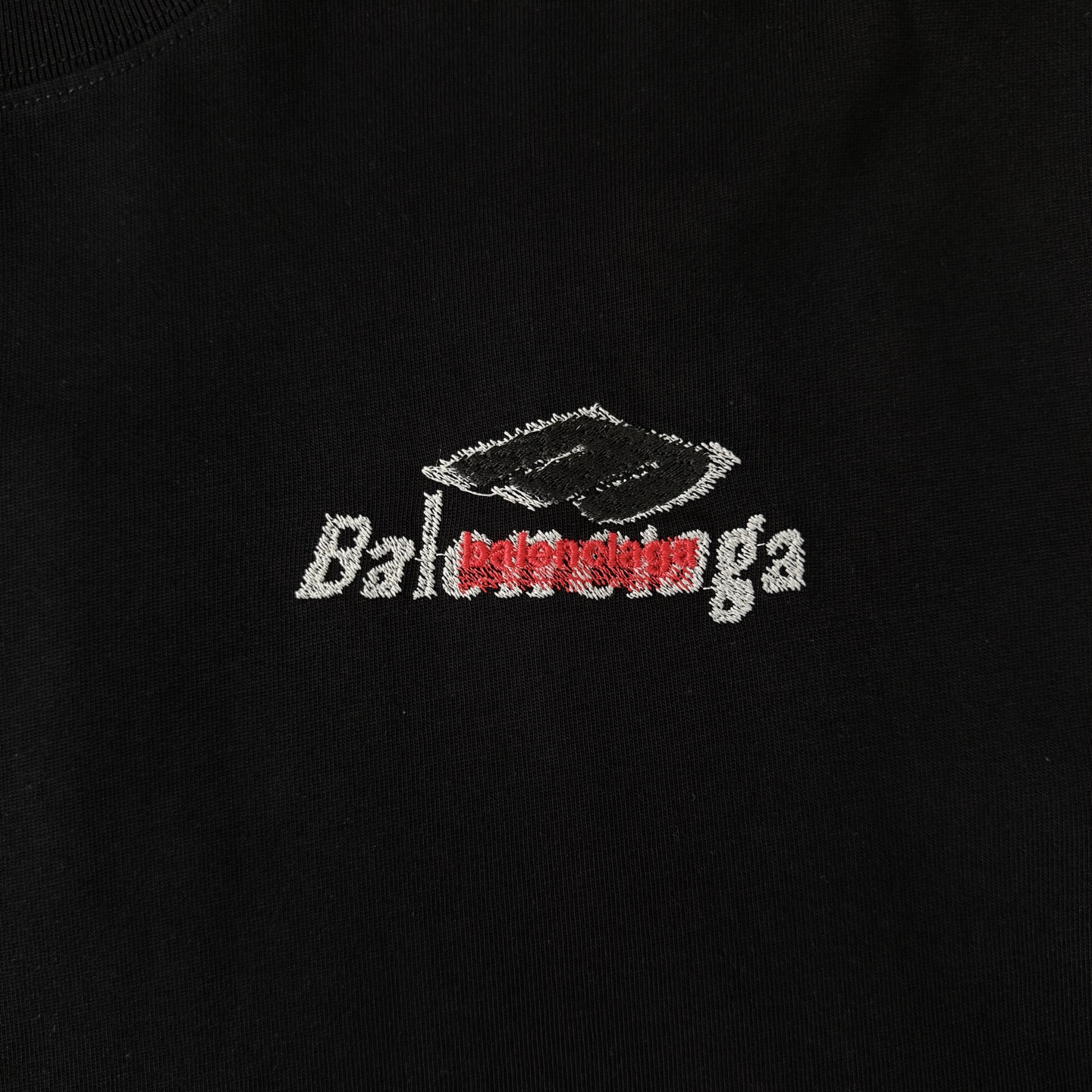 Balenciaga 巴黎世家Balenciaga26ss新款重工刺绣字母短袖圆领T恤