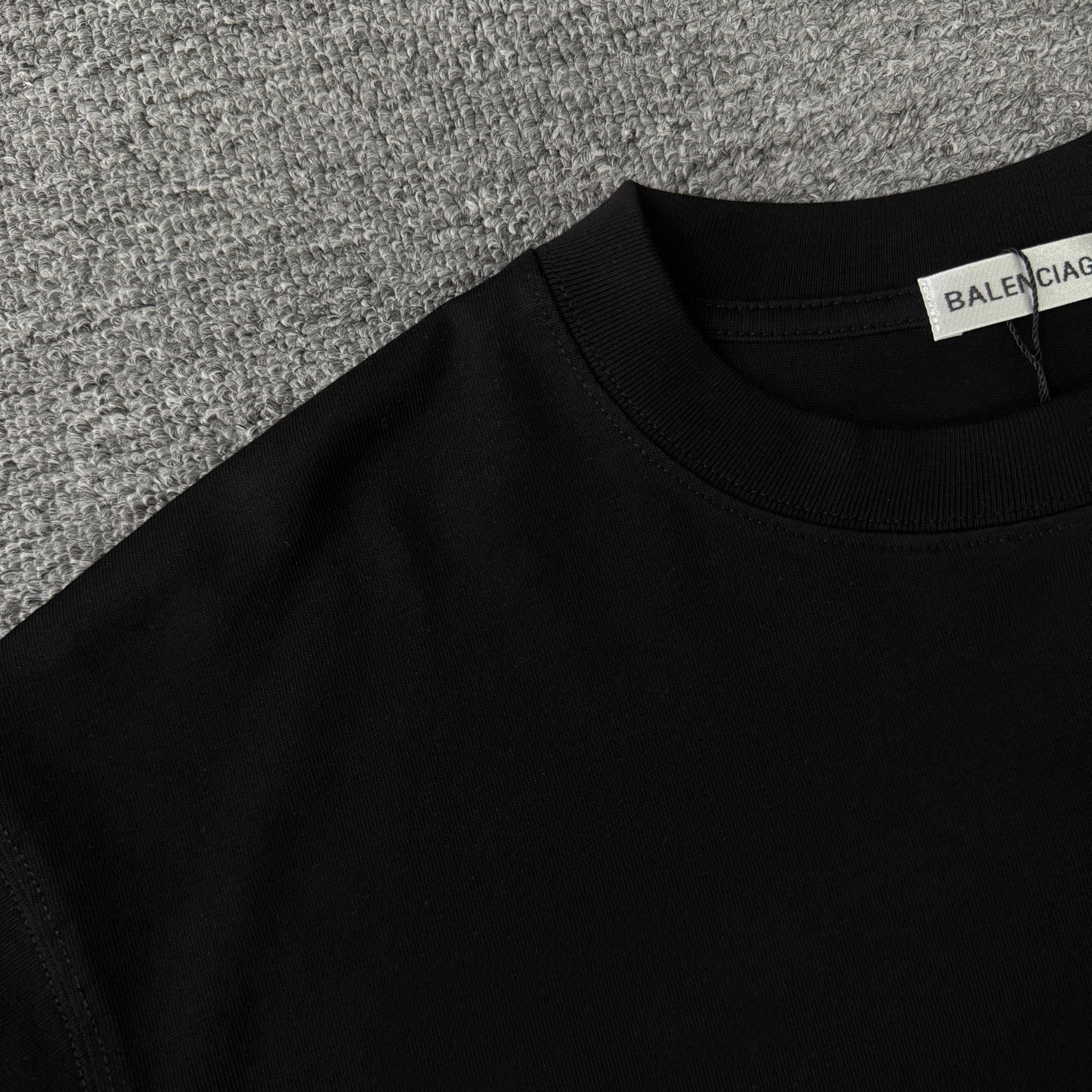 Balenciaga 巴黎世家Balenciaga26ss新款重工刺绣字母短袖圆领T恤