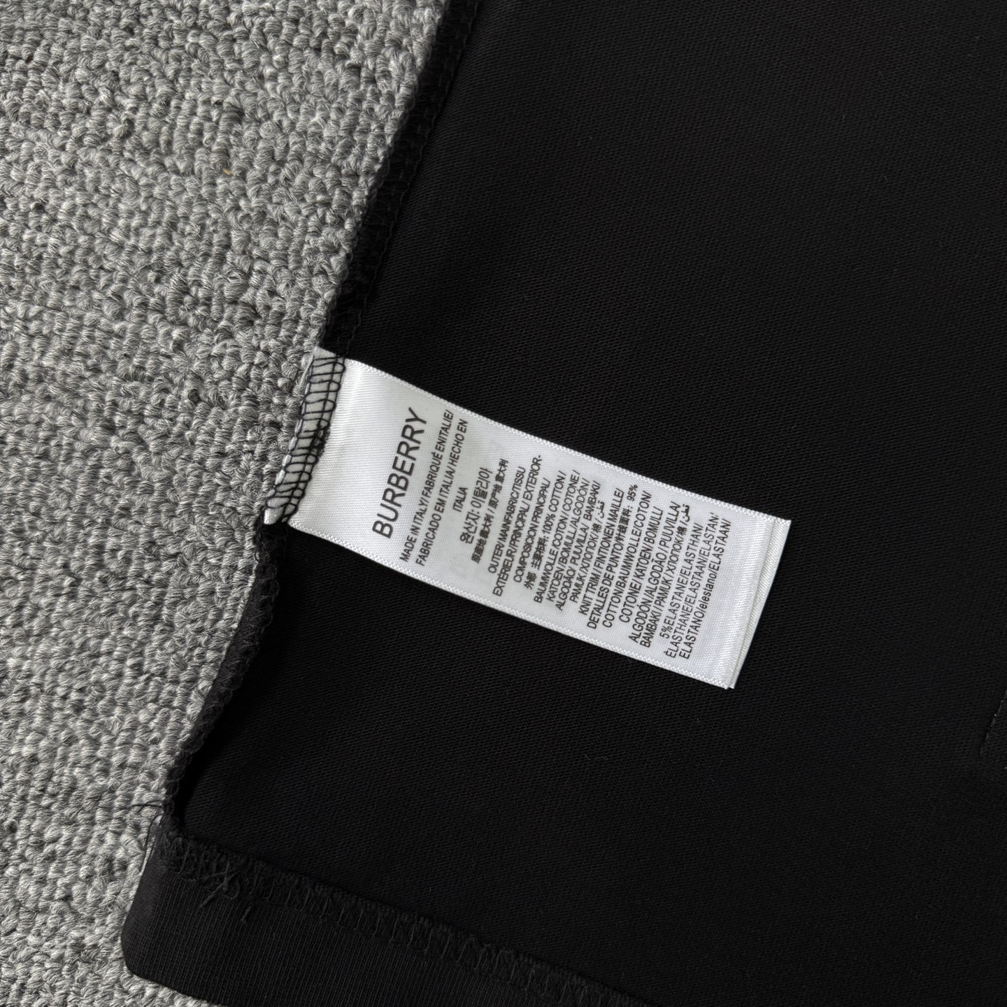 Burberry Burberry巴宝莉26ss新款 格纹贴布绣T恤做旧圆领短袖