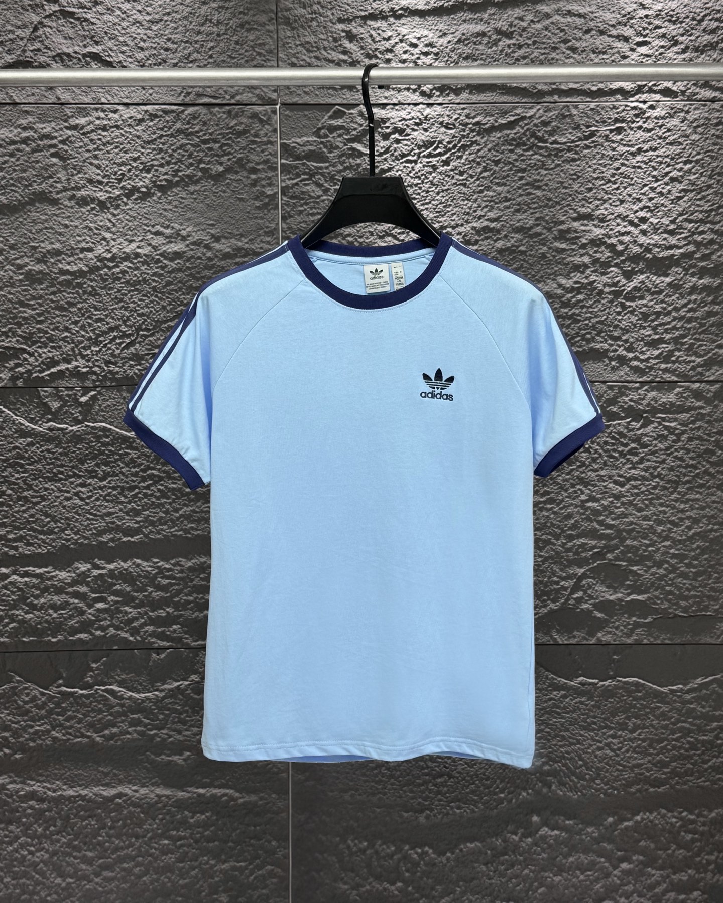 Alternative view of T-Shirt 02467