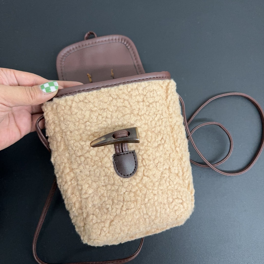路易威登 Louis Vuitton 高定典藏名品高定成衣时装外套连衣裙衬衫T恤 #0A5A6B53 4