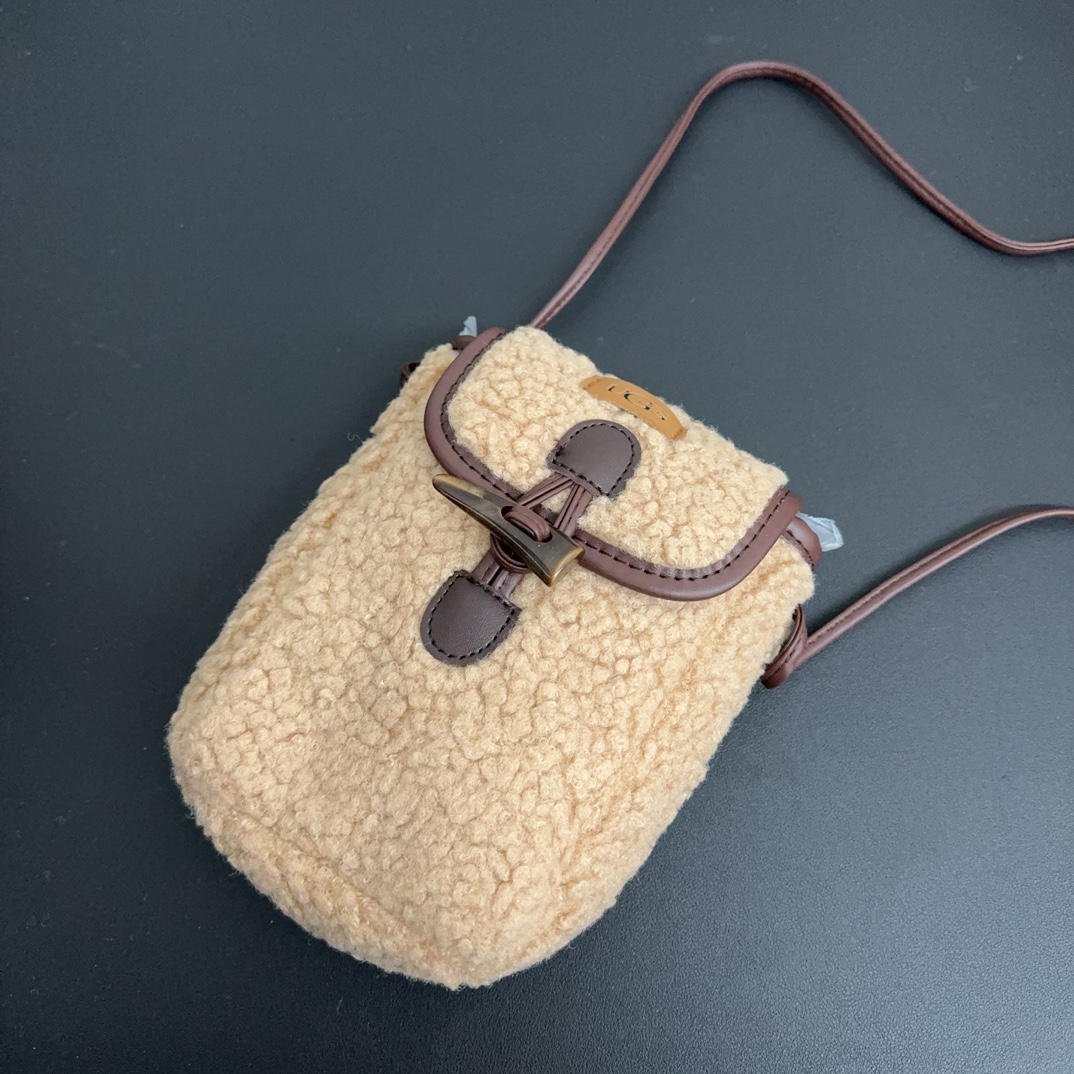 路易威登 Louis Vuitton 高定典藏名品高定成衣时装外套连衣裙衬衫T恤 #0A5A6B53 3
