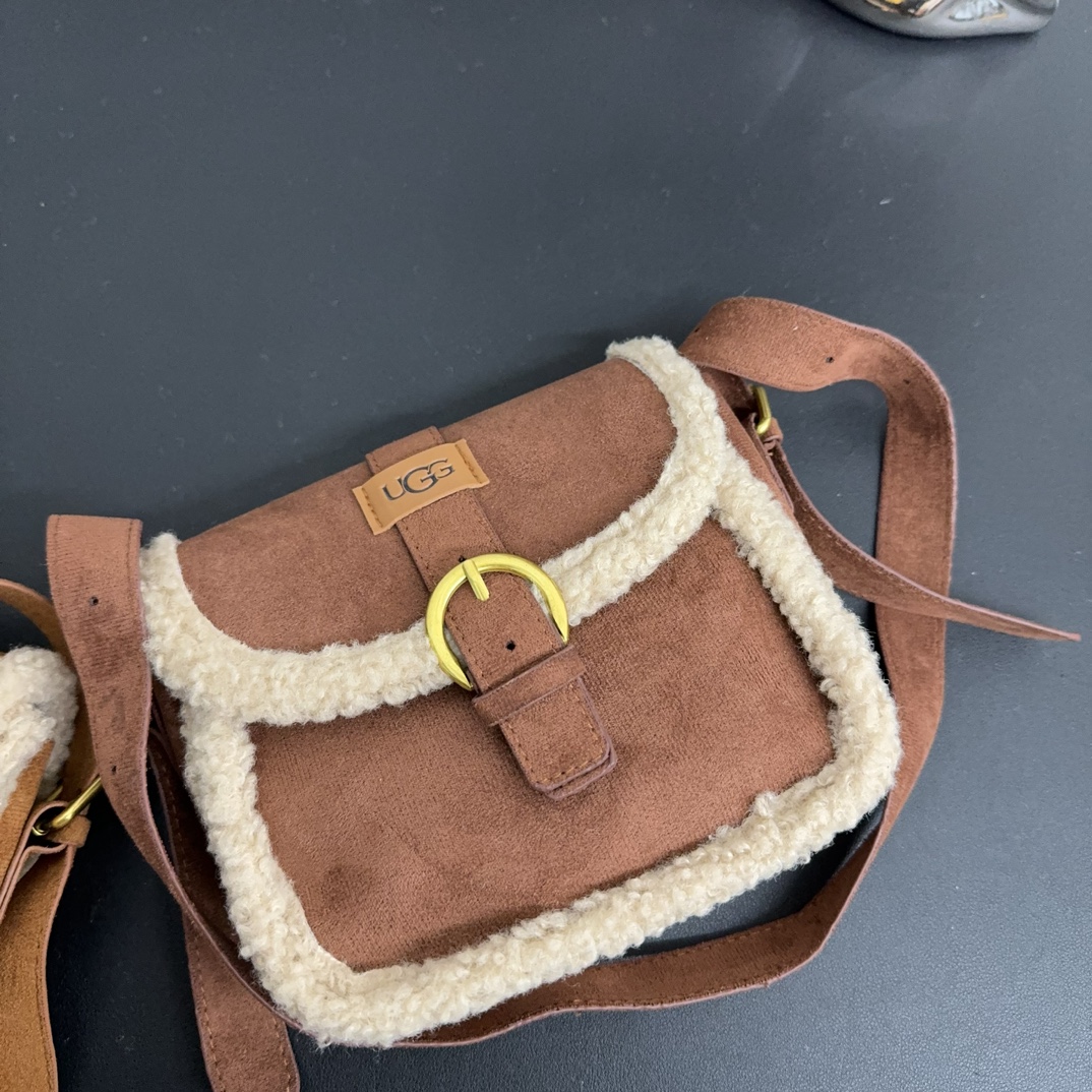 路易威登 Louis Vuitton 高定典藏名品高定成衣时装外套连衣裙衬衫T恤 #5D942A08 3