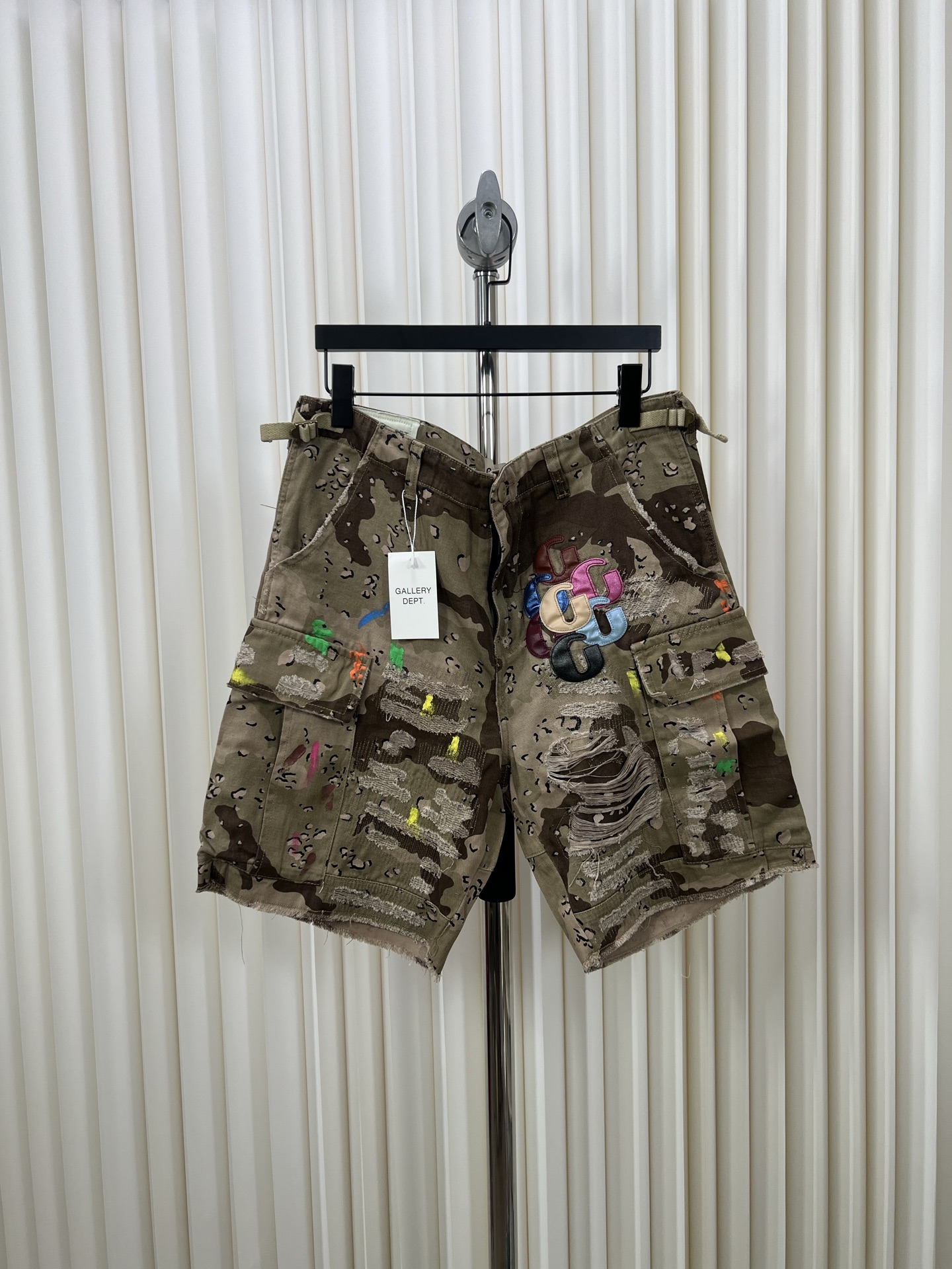 GALLERY DEPT Hand-Painted Camo Shorts - Original Design, Premium Quality 2 i1744112199302 3893 0 0