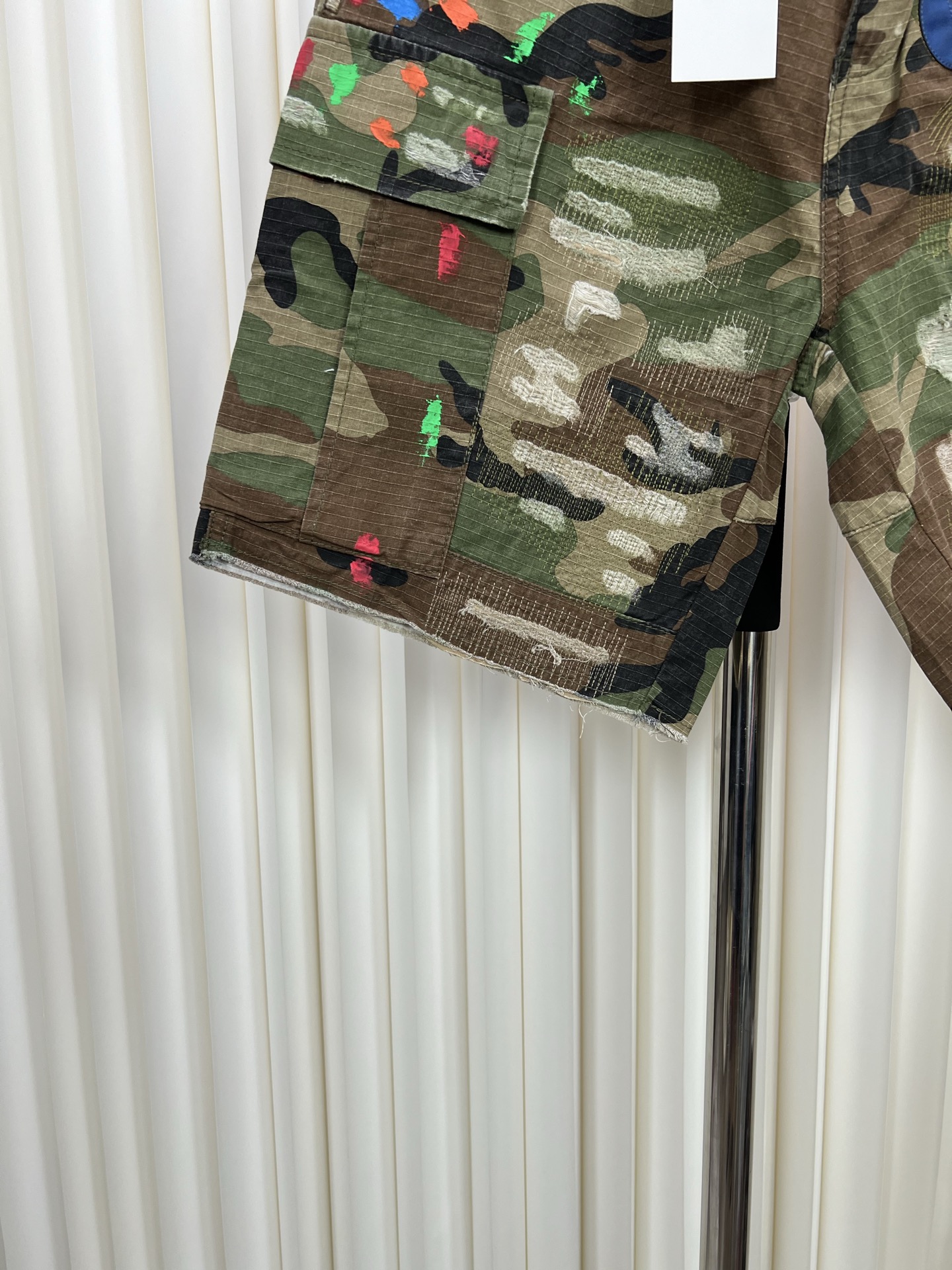 GALLERY DEPT. Hand-Painted Camo Shorts - Original Design, Premium Quality 6 i1746590651119 3009 0 4