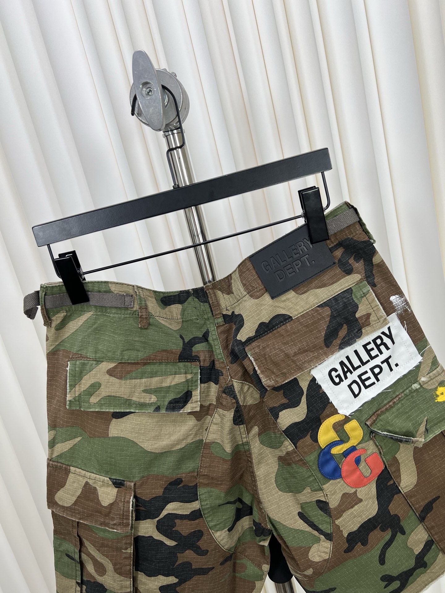 GALLERY DEPT. Hand-Painted Camo Shorts - Original Design, Premium Quality 9 i1746590651183 6227 0 7