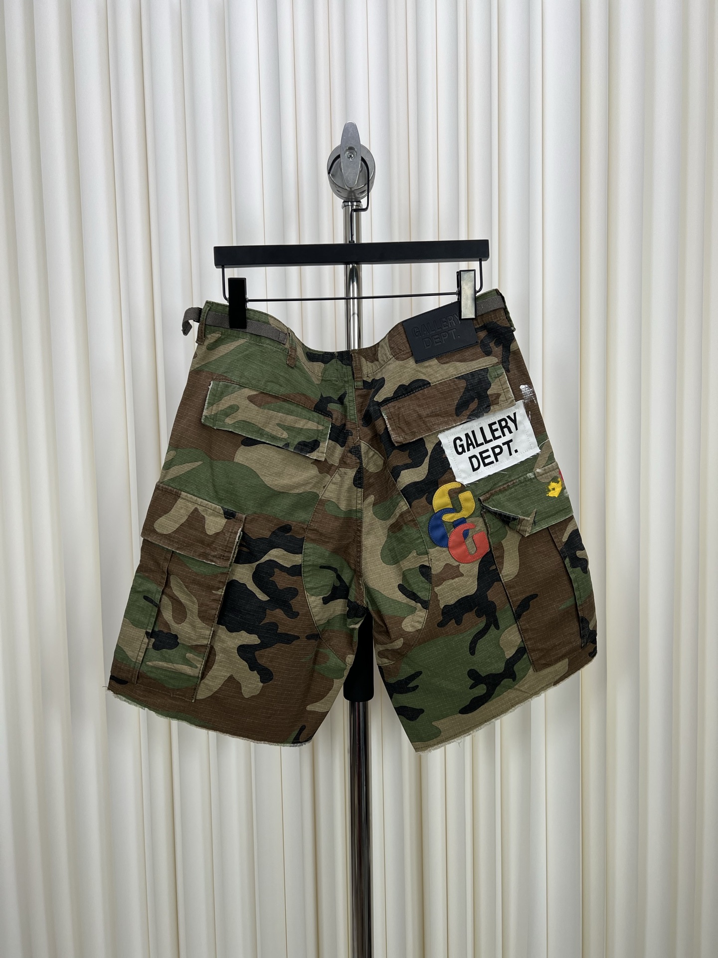GALLERY DEPT. Hand-Painted Camo Shorts - Original Design, Premium Quality 8 i1746590651330 4305 0 6