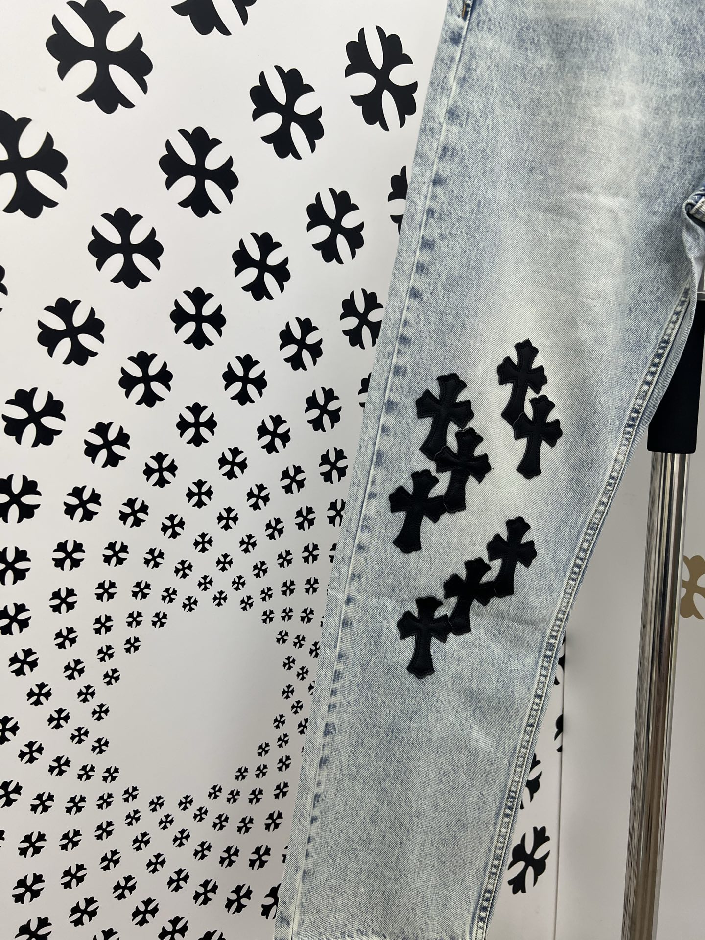 Chrome Hearts Jeans: 925 Silver, Cross Patchwork, Washed Denim - Sizes 28-38 6 i1752498071343 8639 0 4