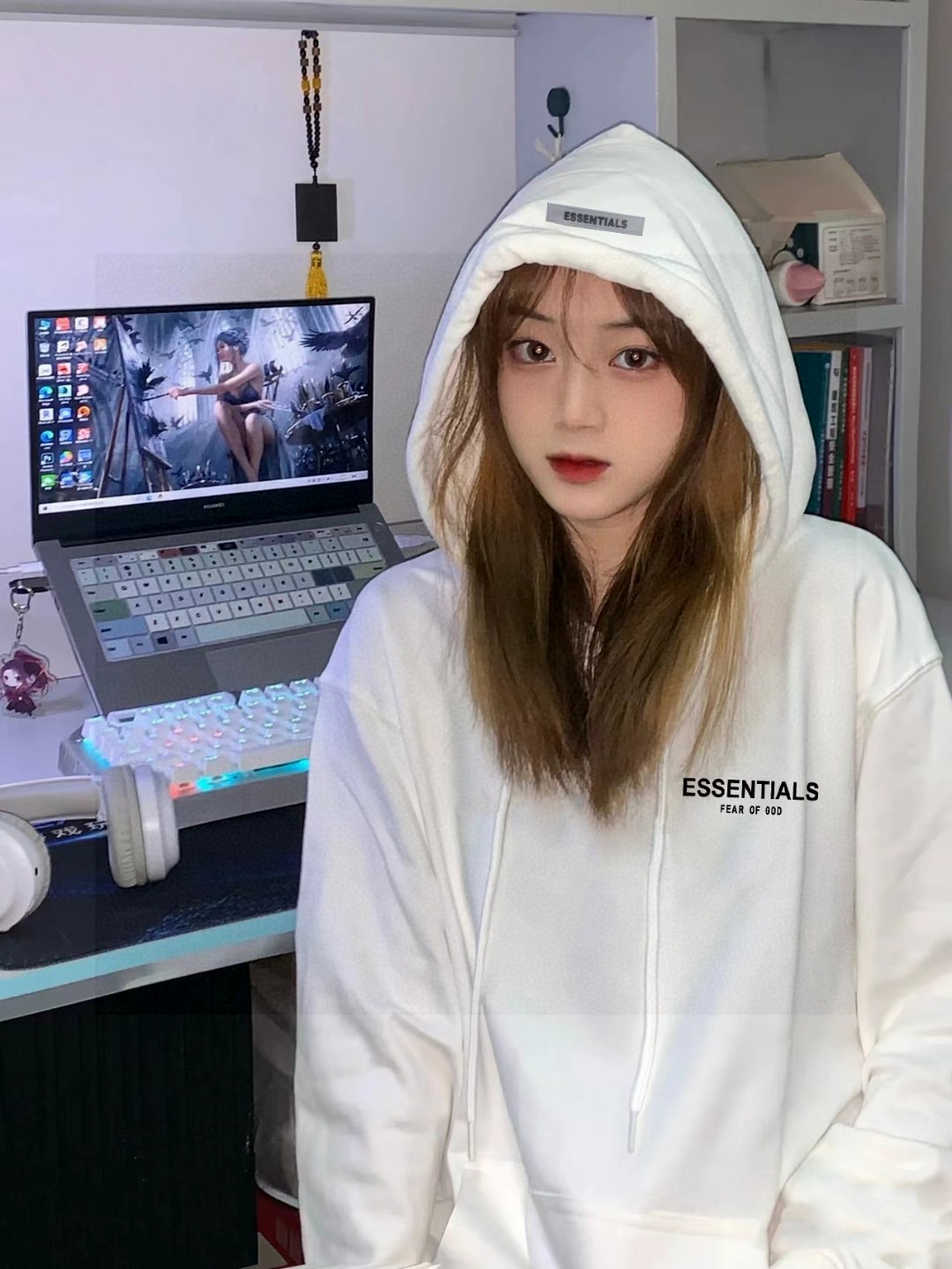 _d4T9s6q6NYc7UIFxQc42k-UTUNib4X-8XENDU6w