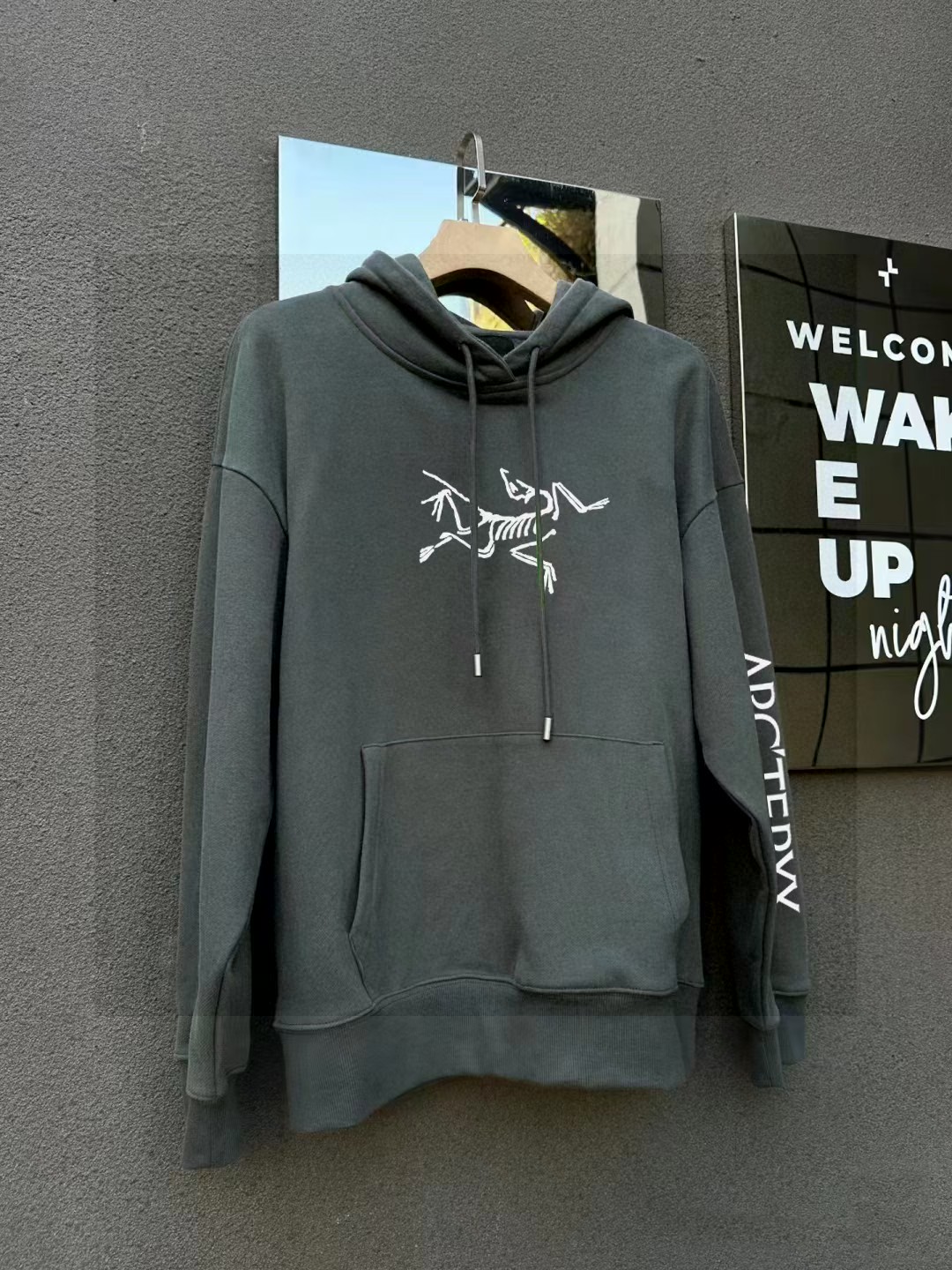 _dwU9smfOfJciH_u7oct0vv8IX9NrV6K8eVUKDOA