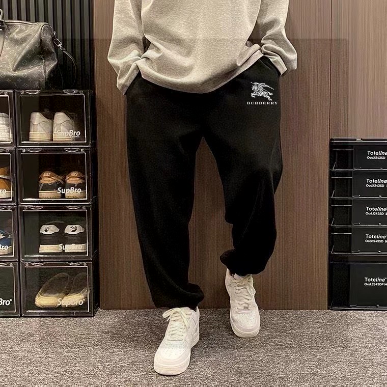 Burberry Pants 09346