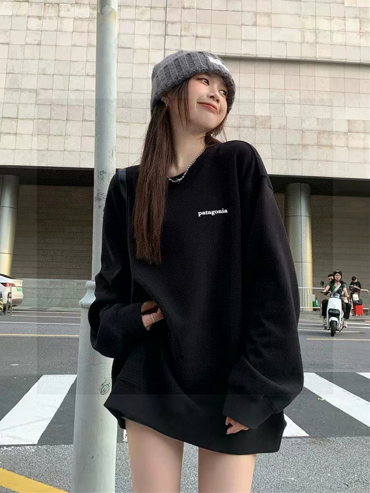 Alternative view of Hoodie 09322