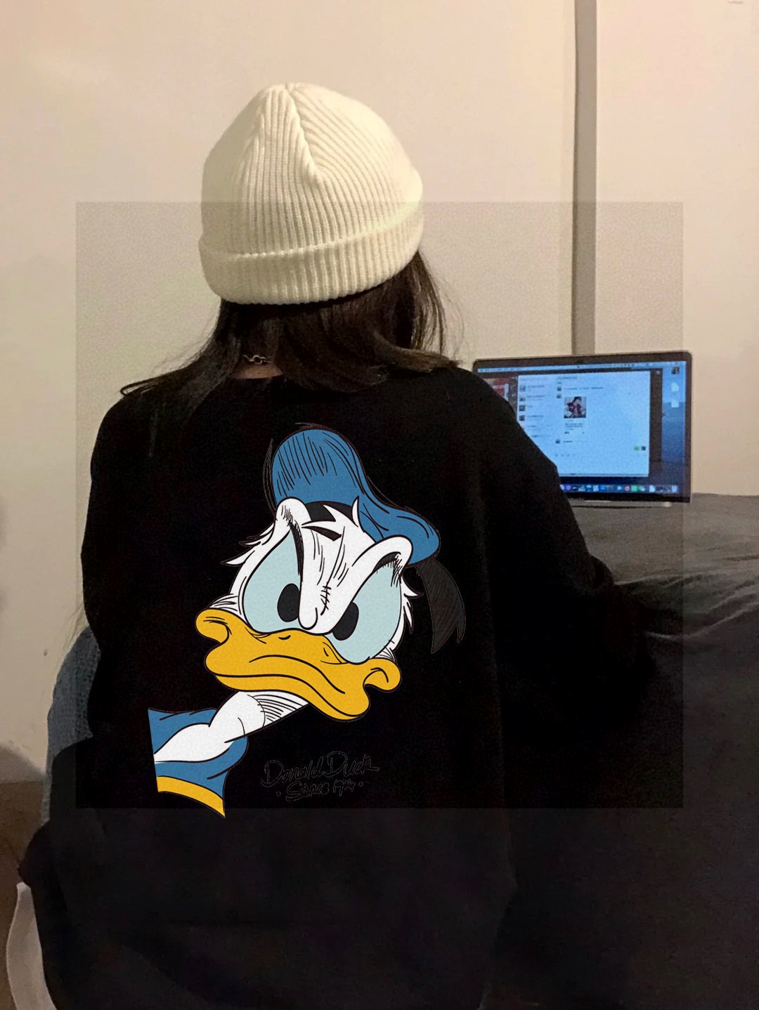 Alternative view of Hoodie 09314