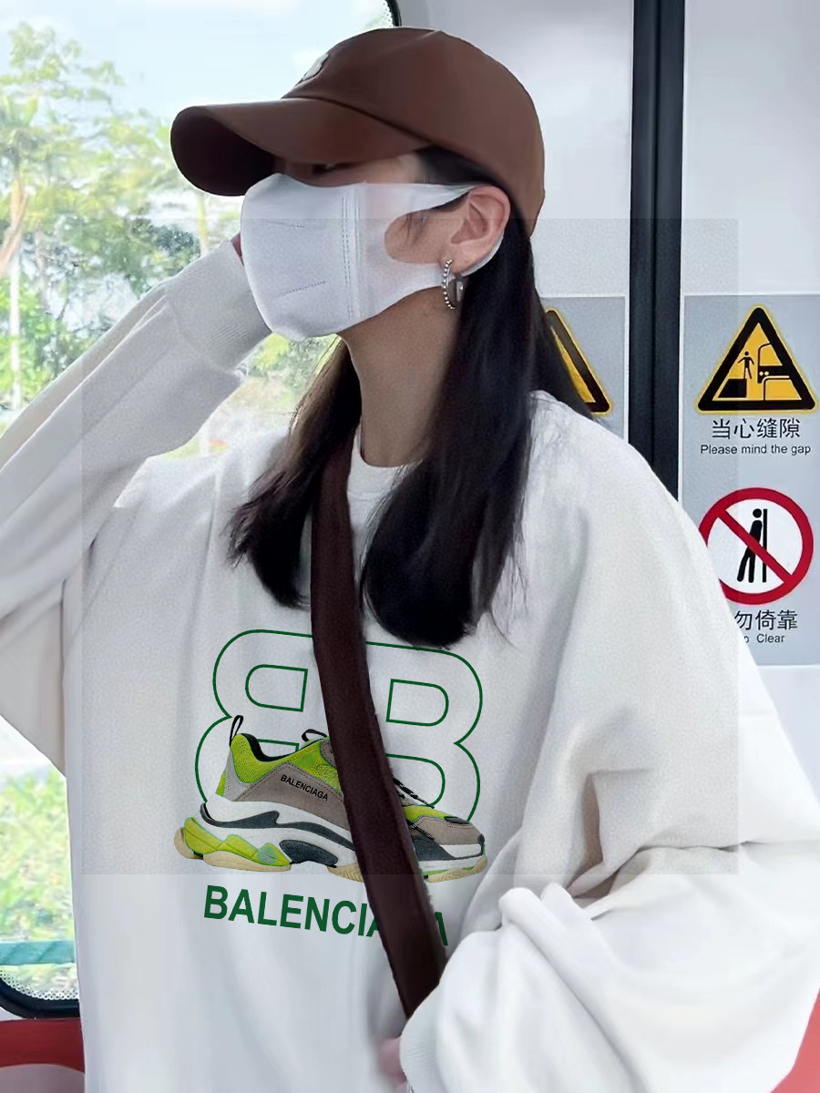 Balenciaga Sneakers 08060