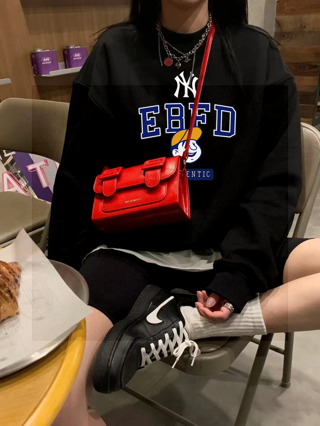 Alternative view of Hoodie 08055