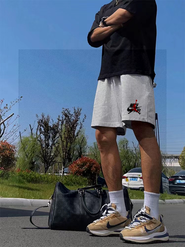 Alternative view of Shorts 05653