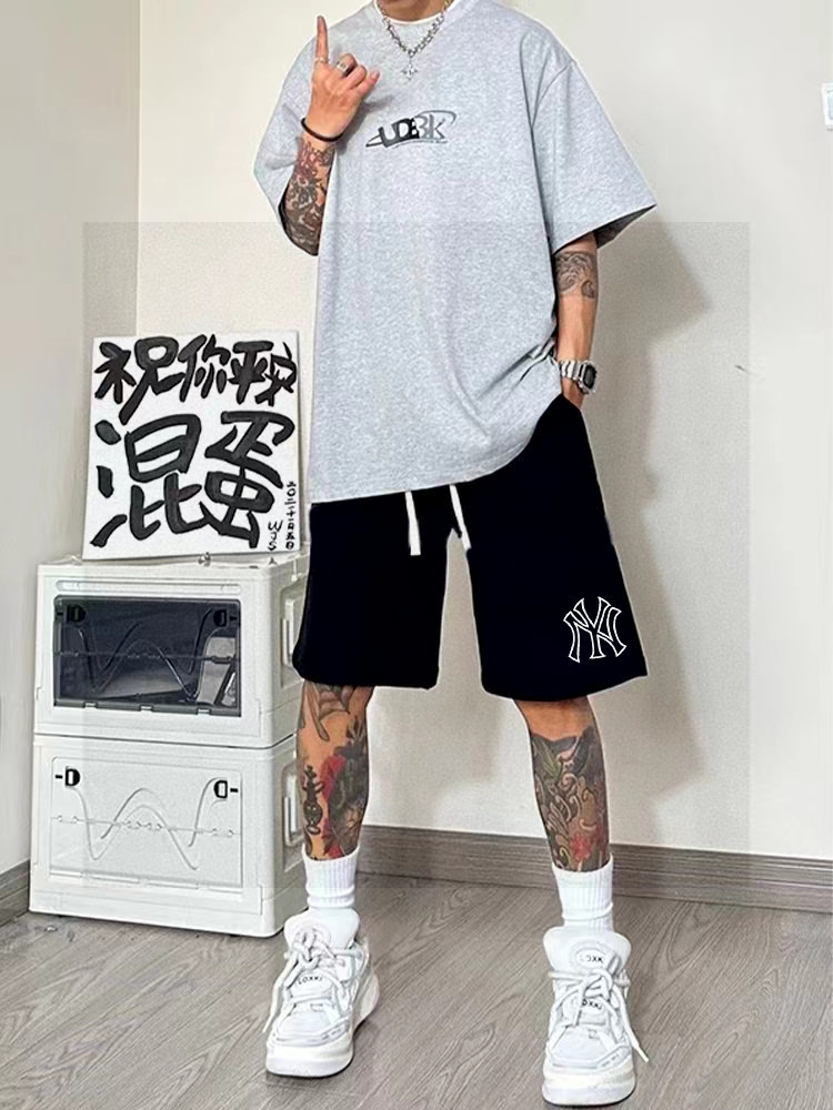 Alternative view of Shorts 05658