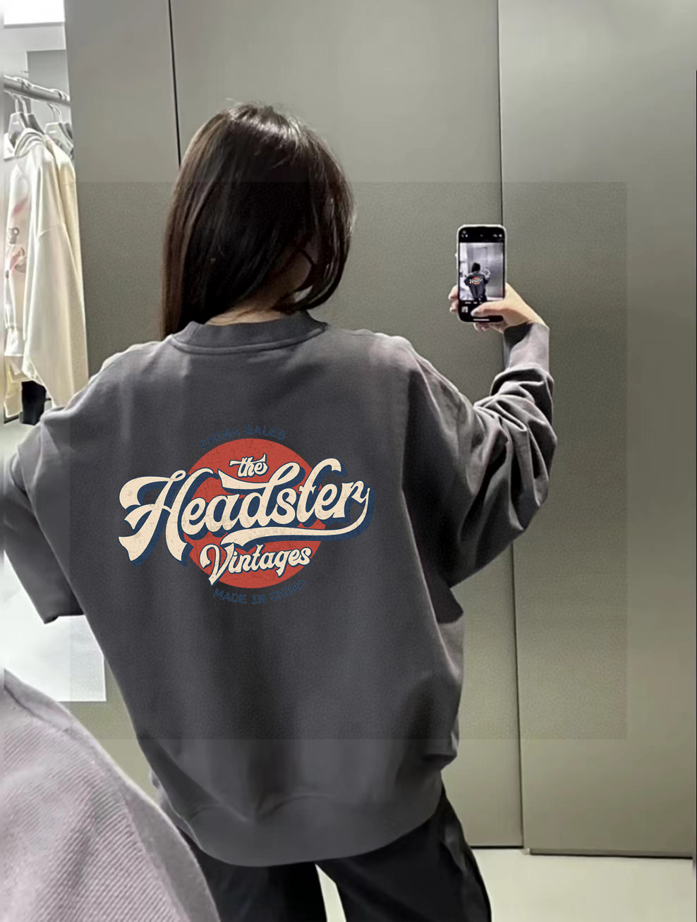 Alternative view of Hoodie 04281