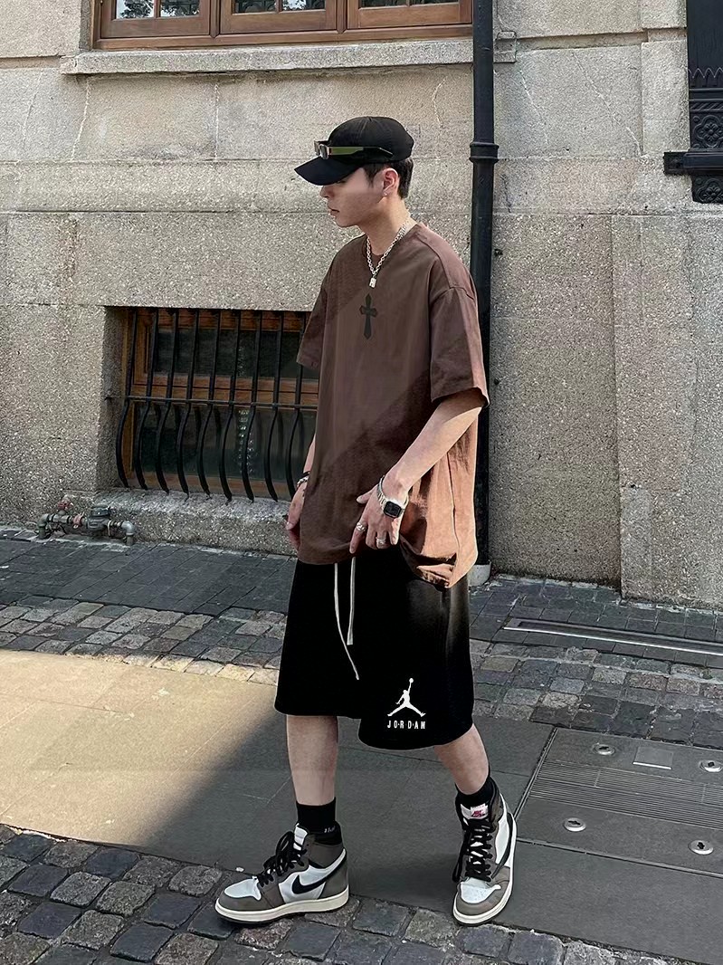 Alternative view of Shorts 01478