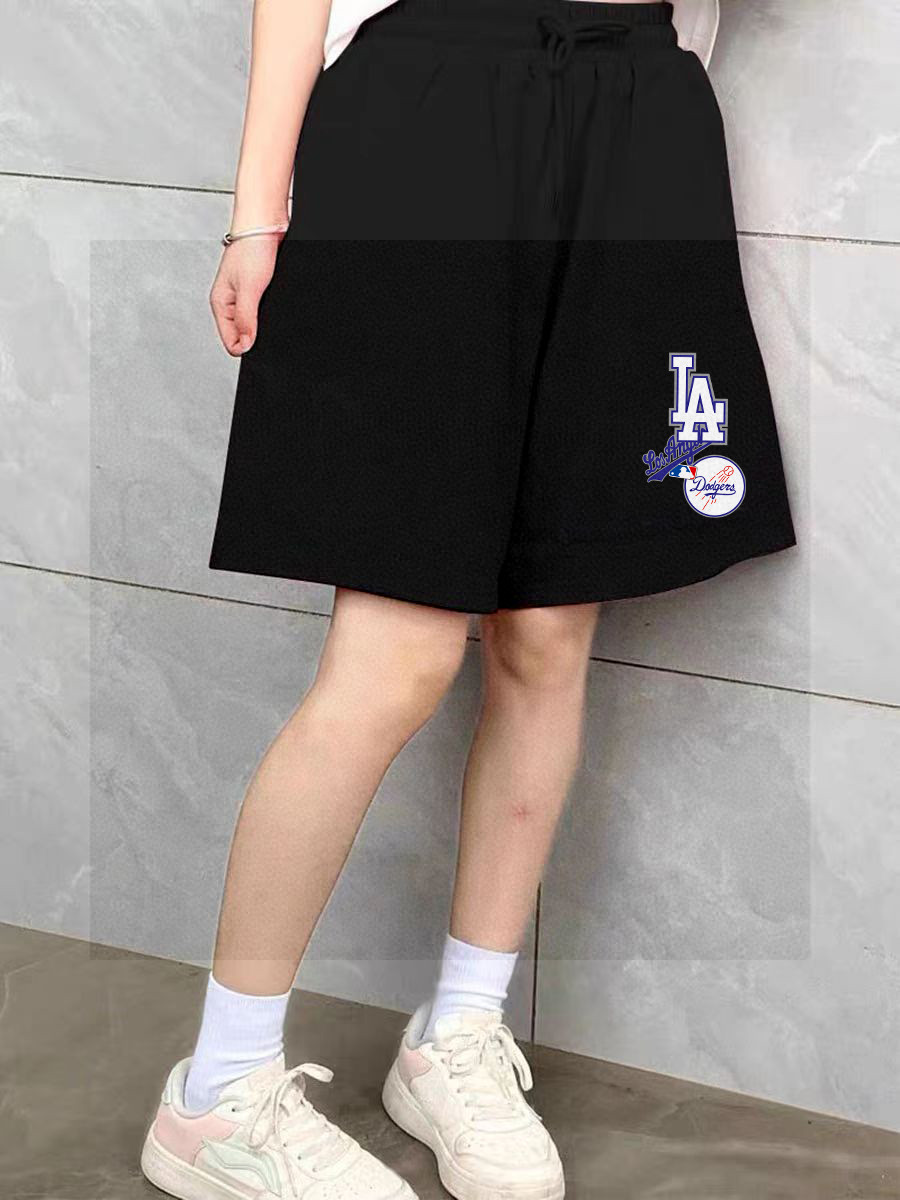Alternative view of Shorts 01477