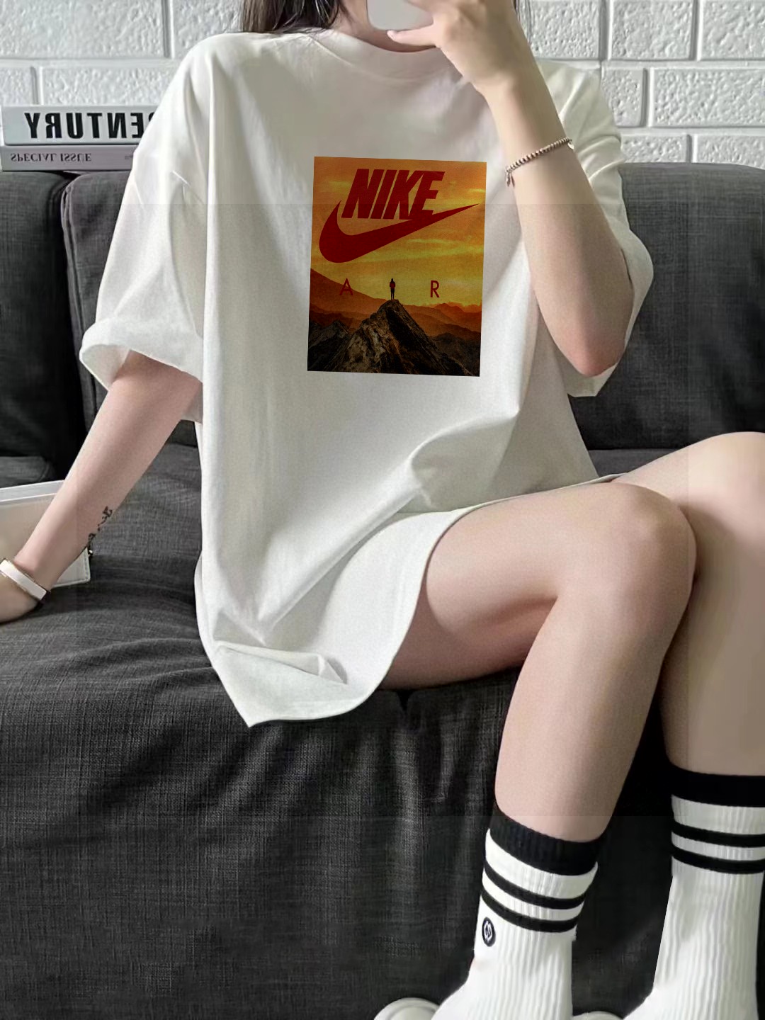 Alternative view of T-Shirt 01459