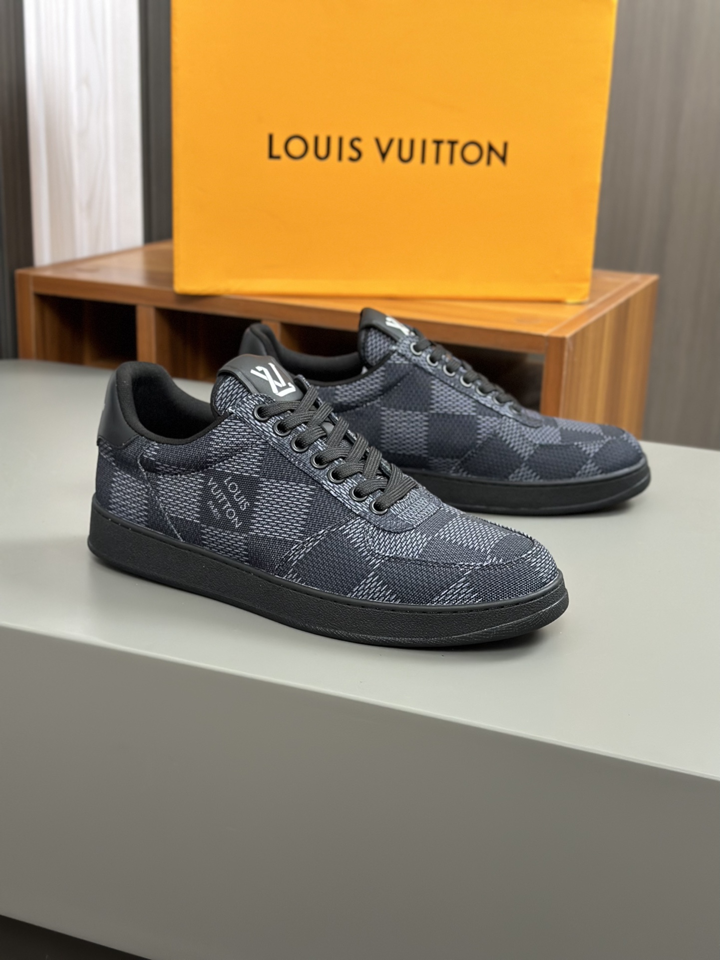 [Louis Vuitton] Louis Vuitton - Calidad de gama alta Original único - Parte superior: Italia importa