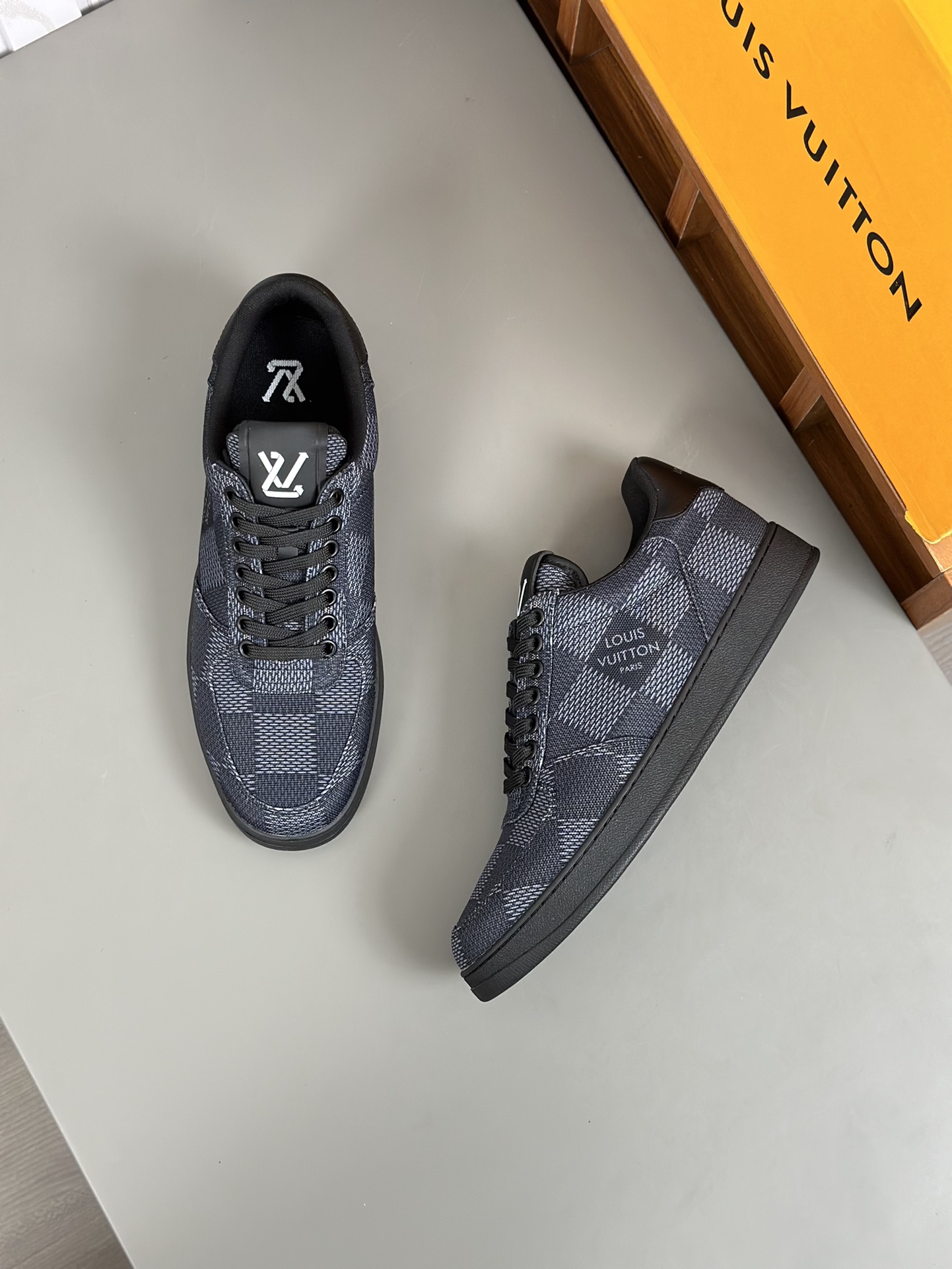 [Louis Vuitton] Louis Vuitton - Calidad de gama alta Original único - Parte superior: Italia importa