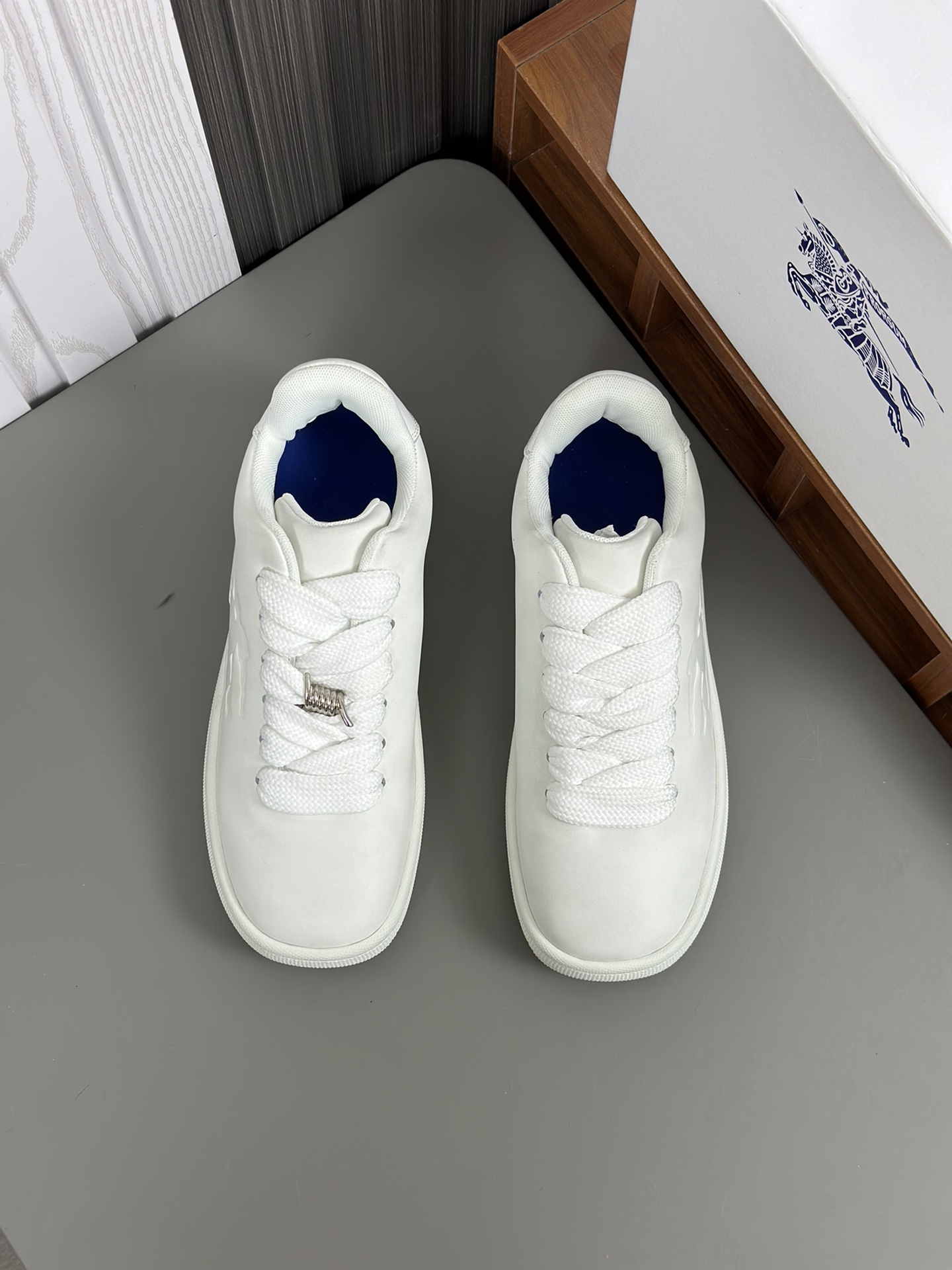 Burberry Burberry Box Series Zapatillas de deporte casuales de suela gruesa para pareja, Zapatillas 