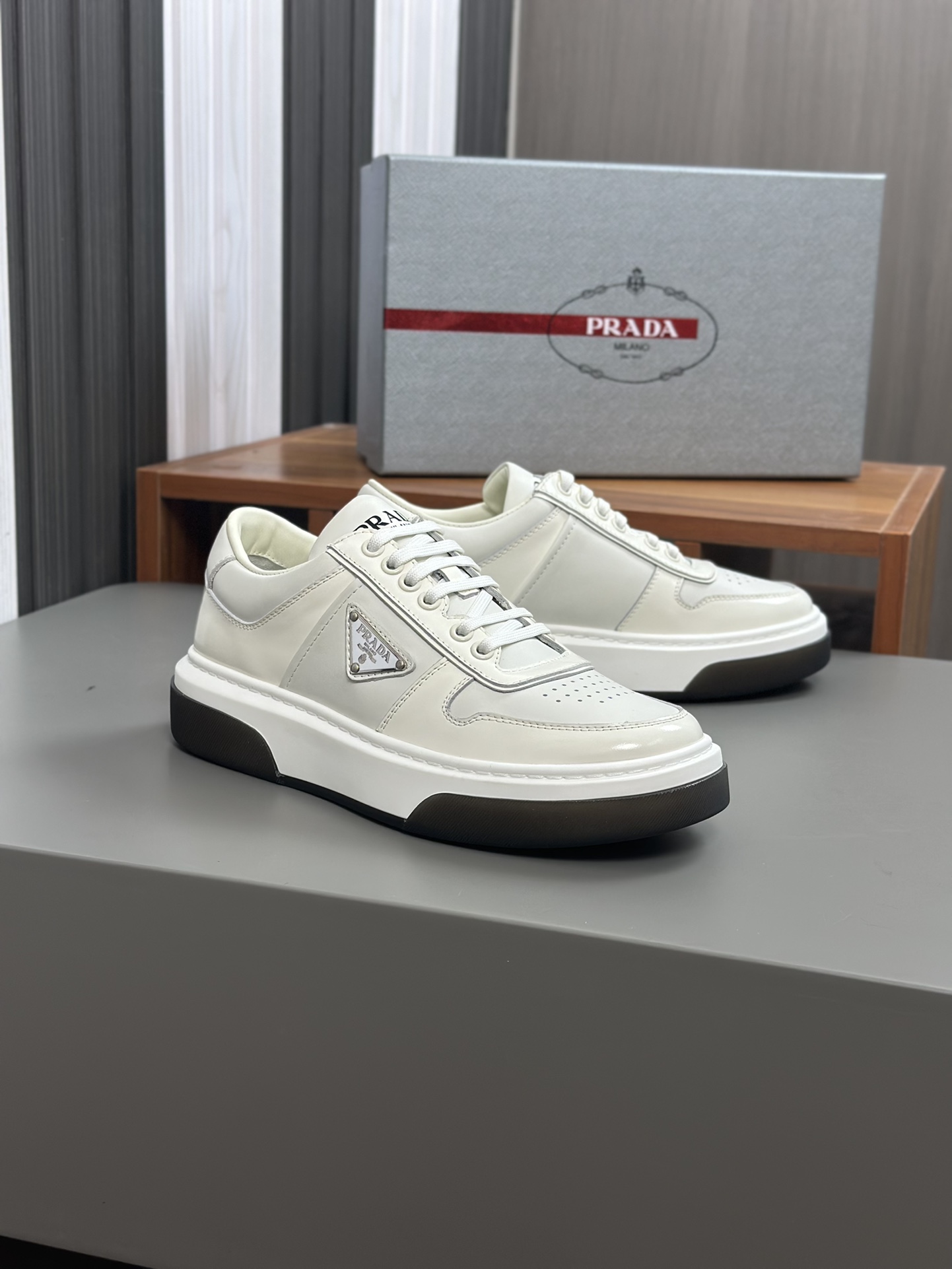 alta calidad [PRADA] zapatillas de deporte de los hombres de la calle fritos nueva llegada, contador