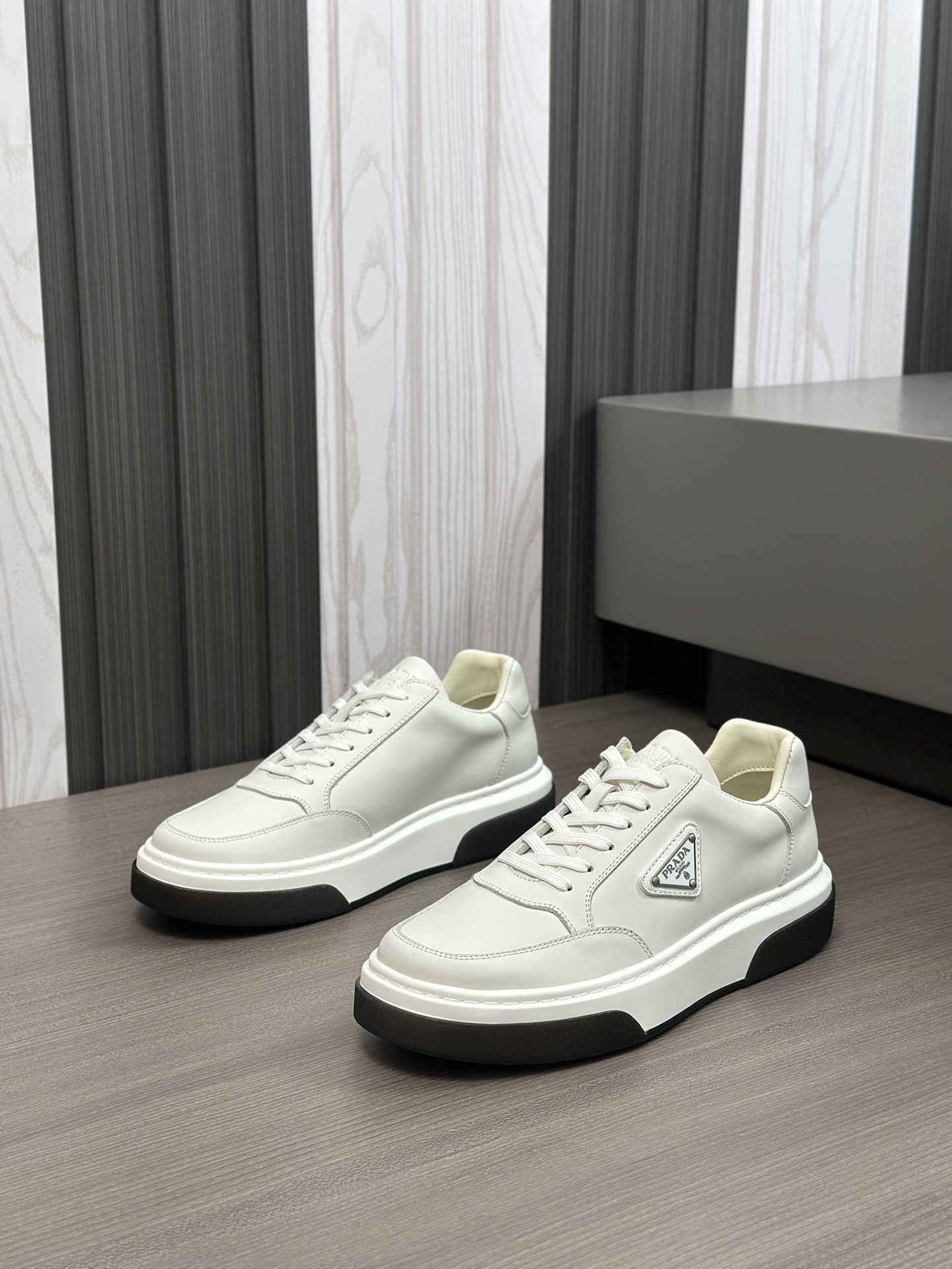 alta calidad [PRADA] zapatillas de deporte de los hombres de la calle fritos nueva llegada, contador