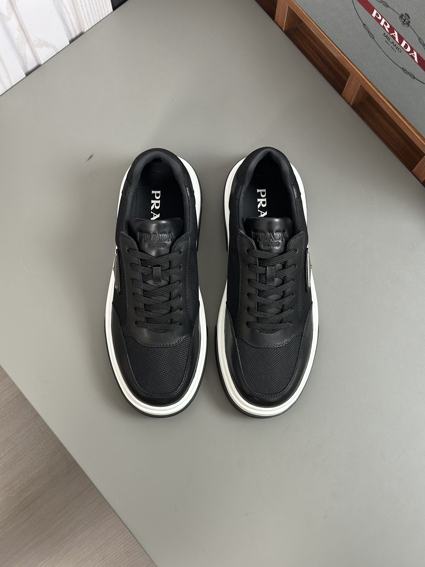 alta calidad [PRADA] zapatillas de deporte de los hombres de la calle fritos nueva llegada, contador