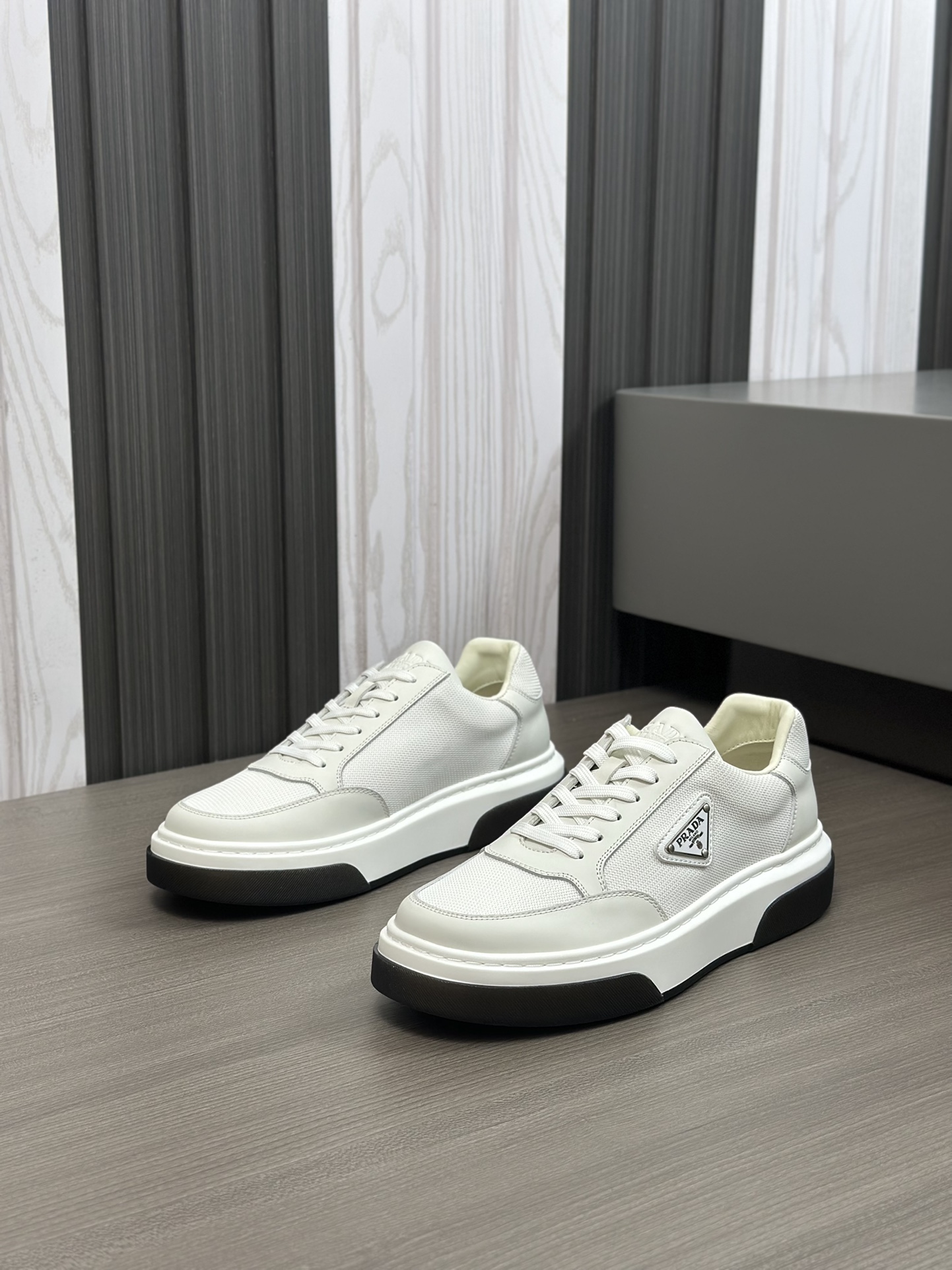 alta calidad [PRADA] zapatillas de deporte de los hombres de la calle fritos nueva llegada, contador