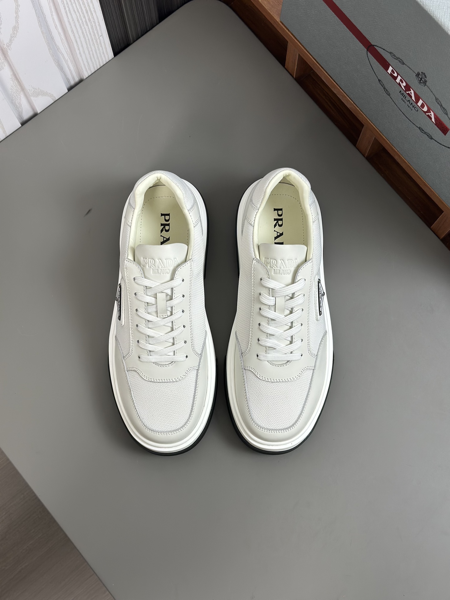 alta calidad [PRADA] zapatillas de deporte de los hombres de la calle fritos nueva llegada, contador