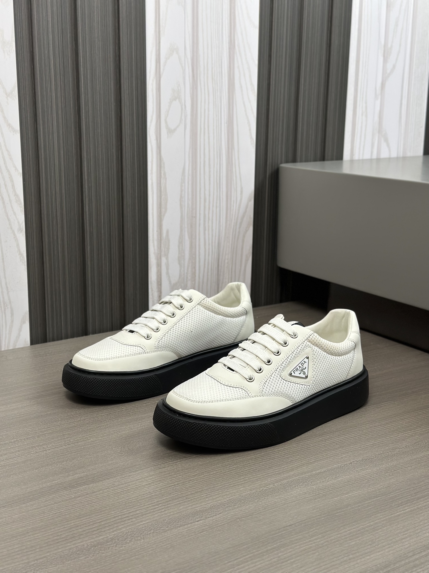 alta calidad [PRADA] zapatillas de deporte de los hombres de la calle fritos nueva llegada, contador
