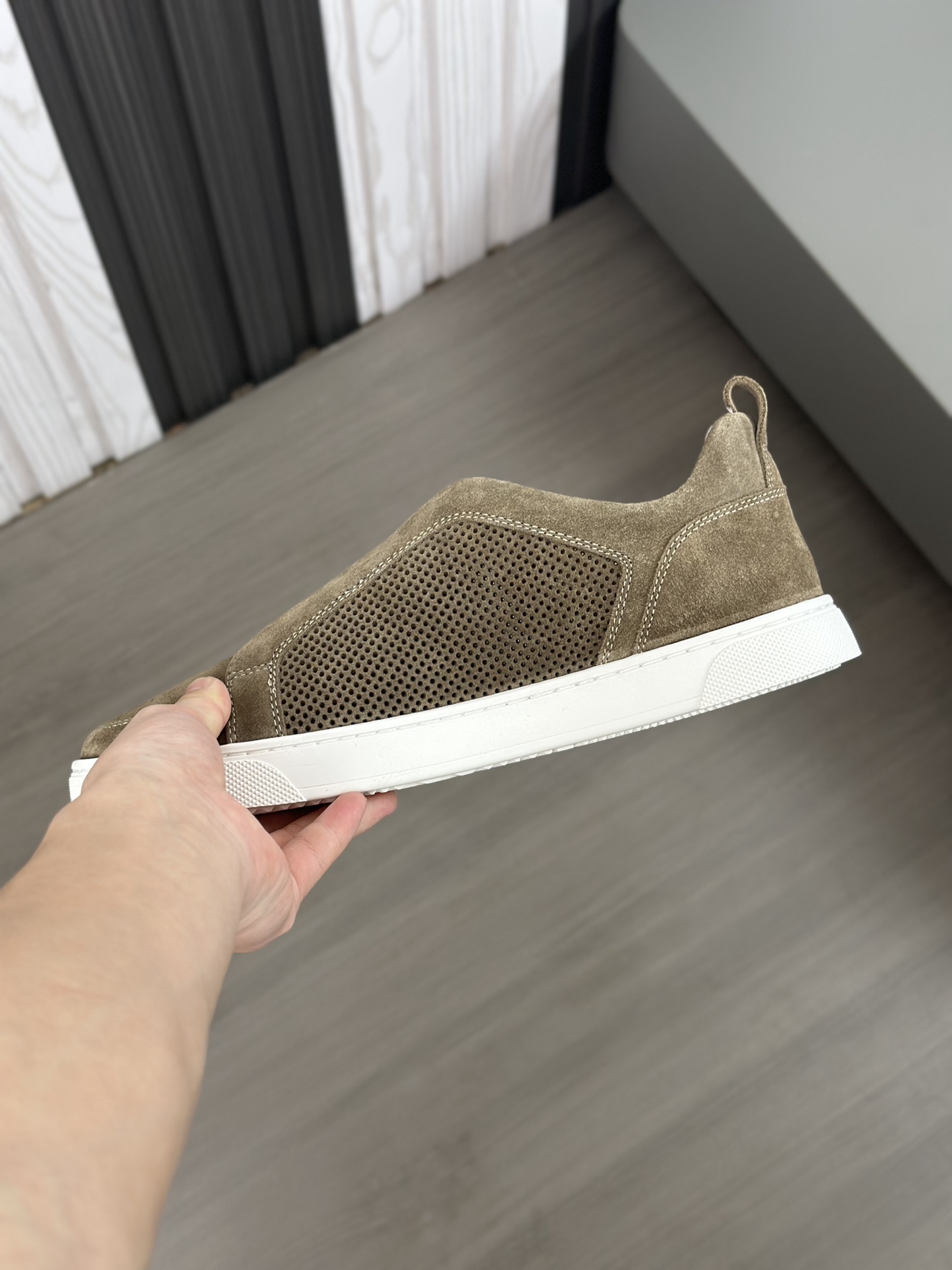 Ermenegildo Zegna Ermenegildo Zegna Casual SneakersEl Triple Stitch es una sofisticada pieza de calz