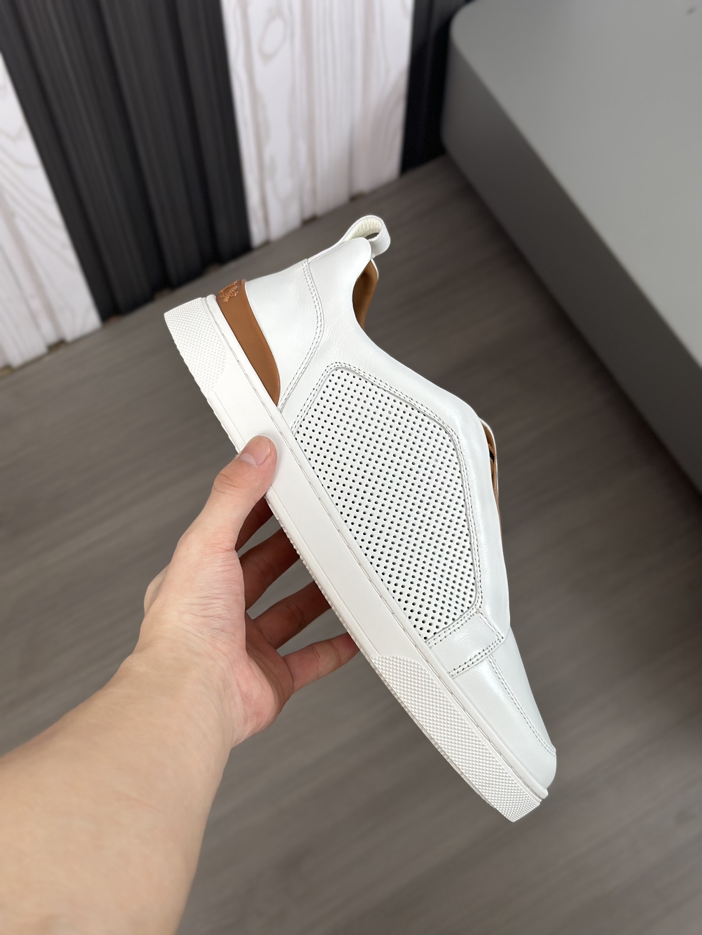 Ermenegildo Zegna Ermenegildo Zegna Casual SneakersEl Triple Stitch es una sofisticada pieza de calz
