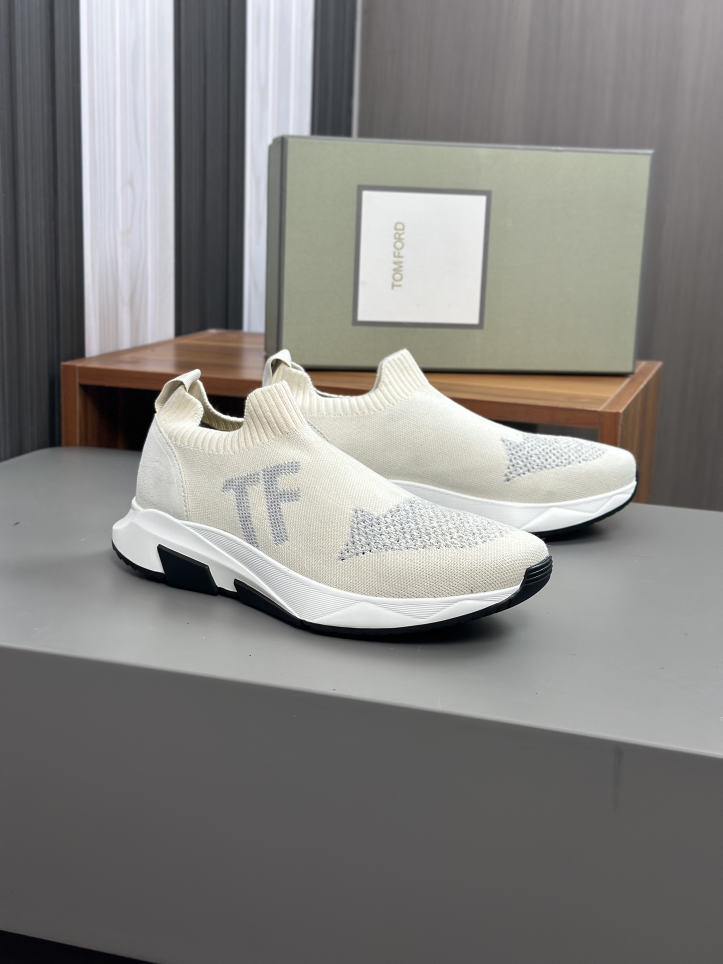 TOM FORD zapatillas bajas de puntoTejido de punto de alta densidad con artesanía de piel de vacuno, 