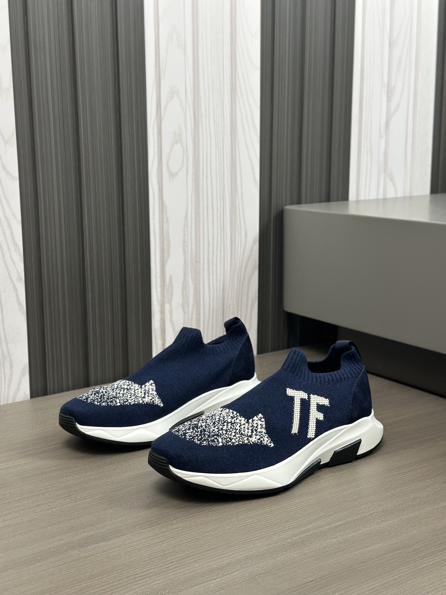 TOM FORD zapatillas bajas de puntoTejido de punto de alta densidad con artesanía de piel de vacuno, 