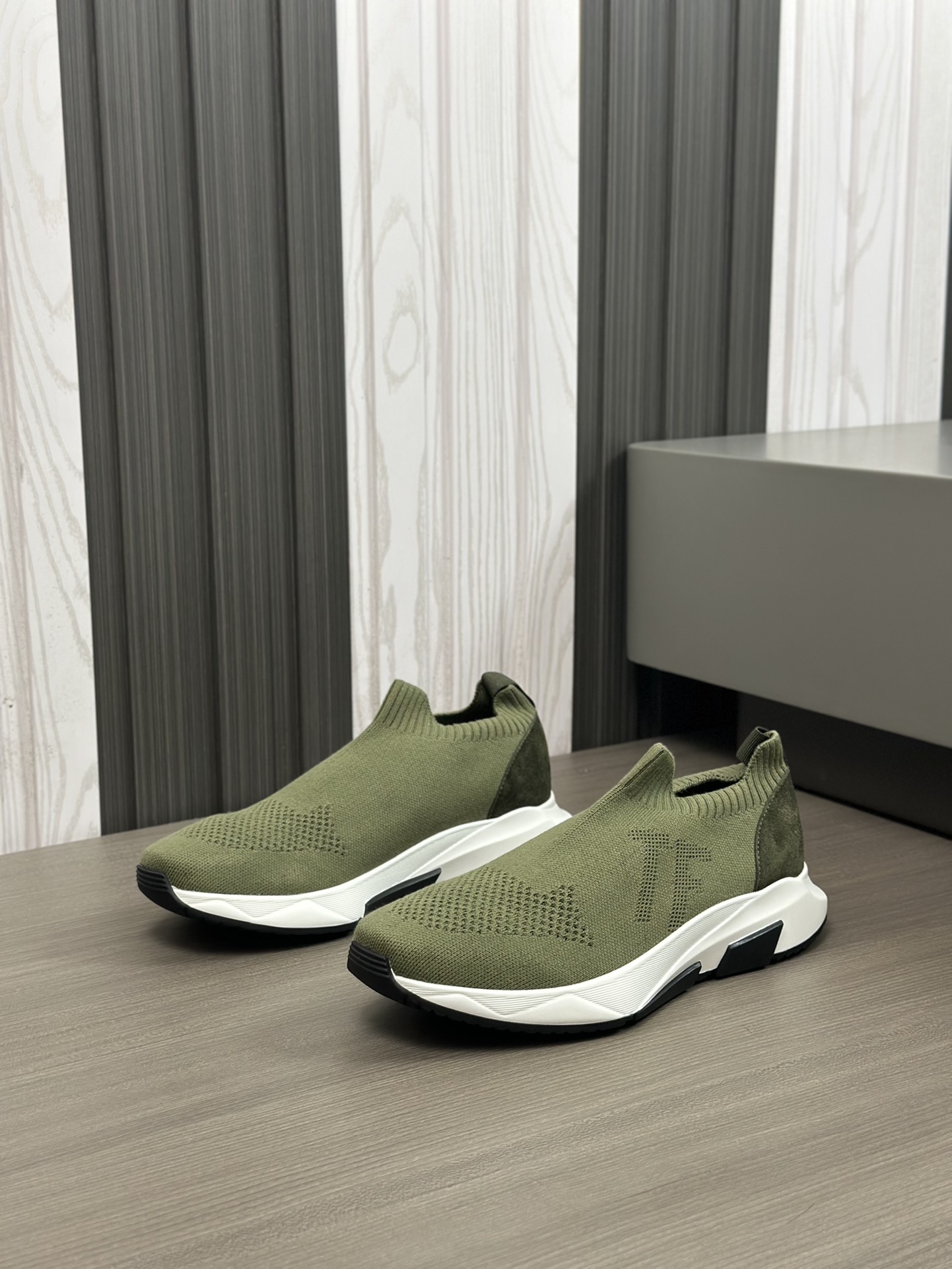 TOM FORD zapatillas bajas de puntoTejido de punto de alta densidad con artesanía de piel de vacuno, 
