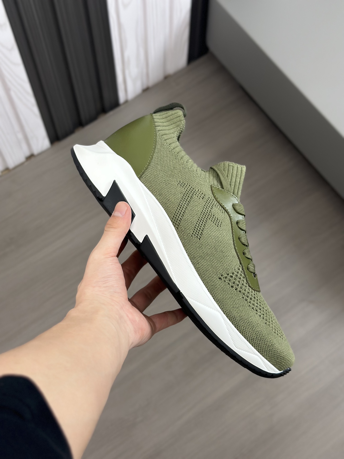 TOM FORD zapatillas bajas de puntoTejido de punto de alta densidad con artesanía de piel de vacuno, 