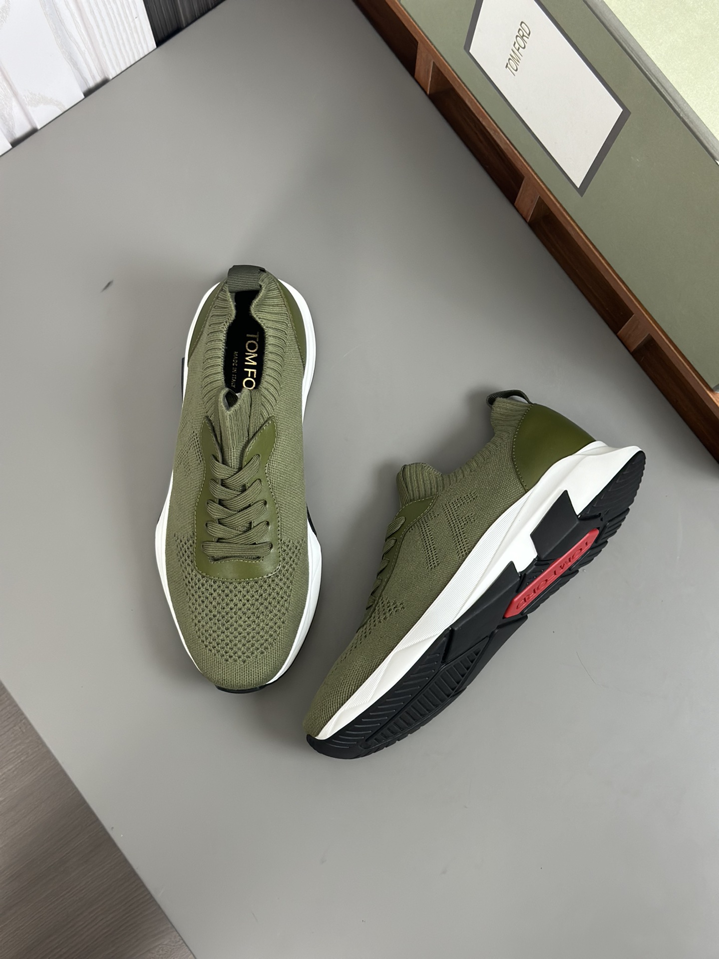 TOM FORD zapatillas bajas de puntoTejido de punto de alta densidad con artesanía de piel de vacuno, 