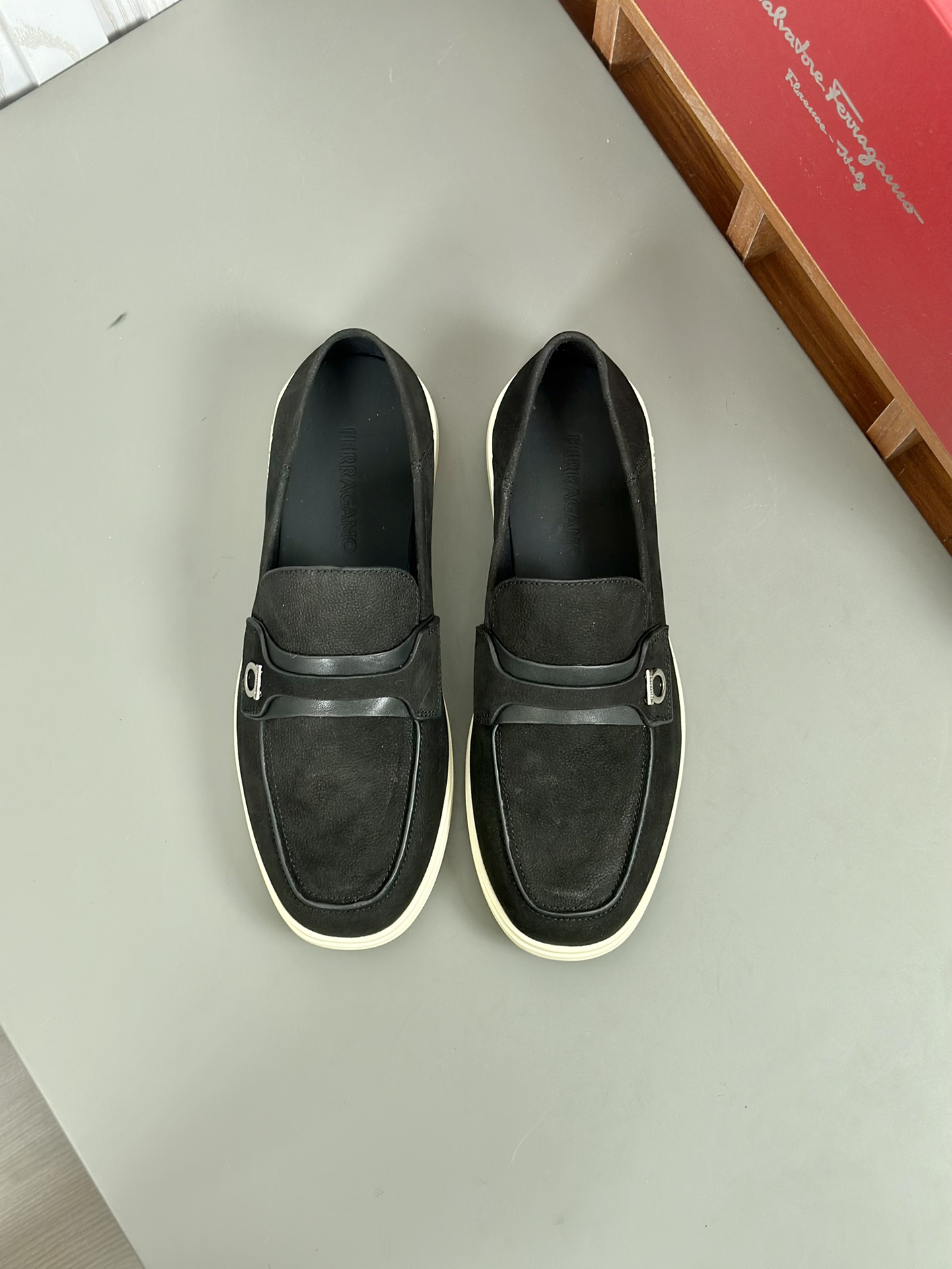 - Nuevo producto - Salvatore Fer* De gama alta de los hombres casuales único original auténtico OEM 