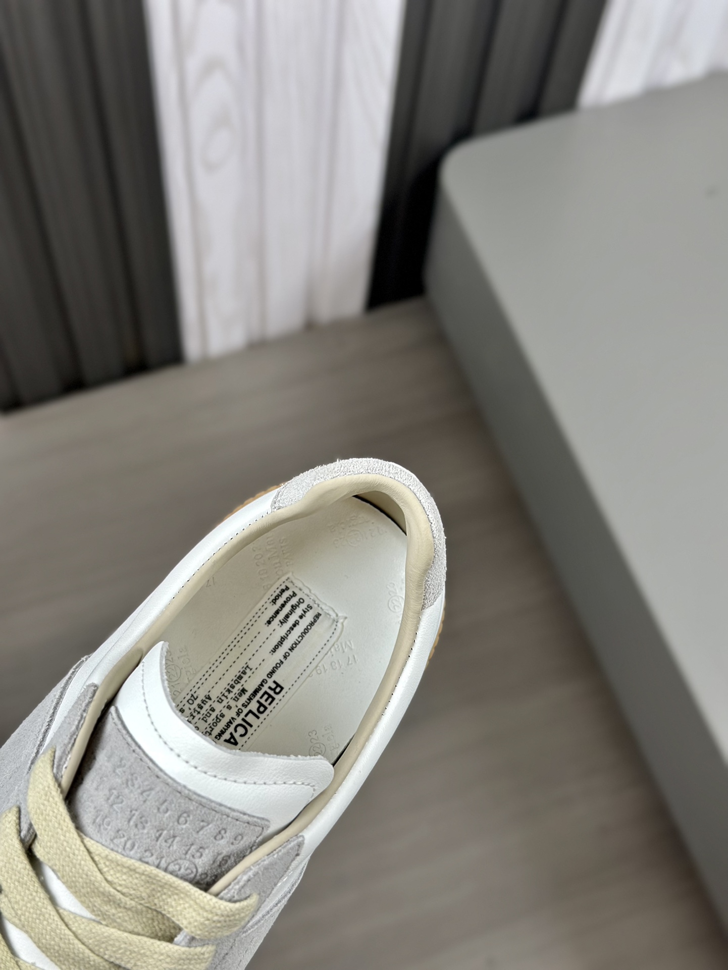- NUEVO - MM6 Masion Margiela Nuevas zapatillas deportivas informales para pareja de la colección Ma