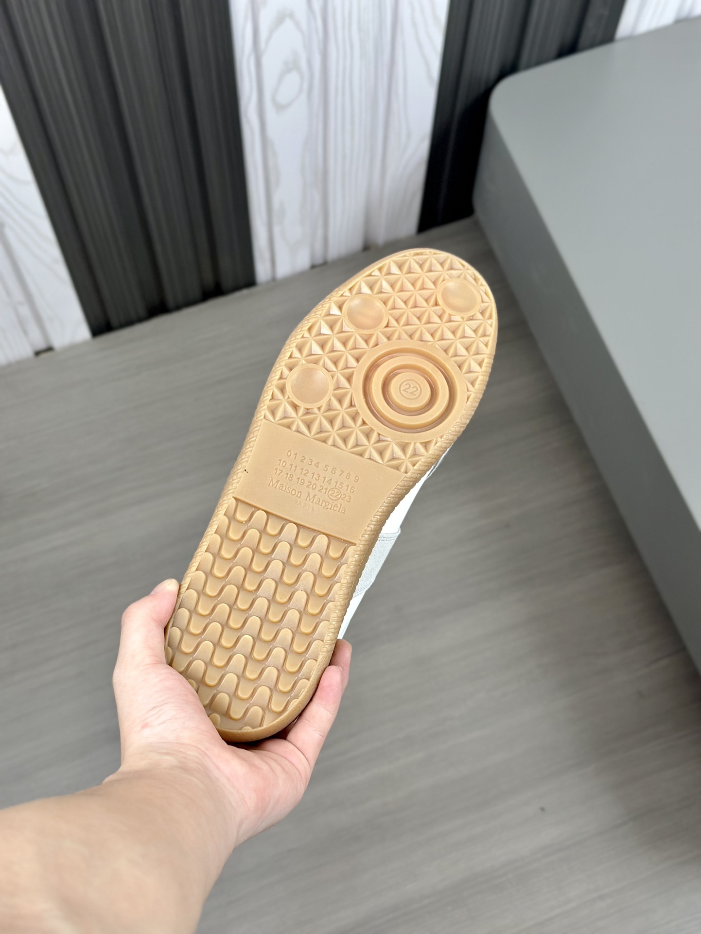 - NUEVO - MM6 Masion Margiela Nuevas zapatillas deportivas informales para pareja de la colección Ma